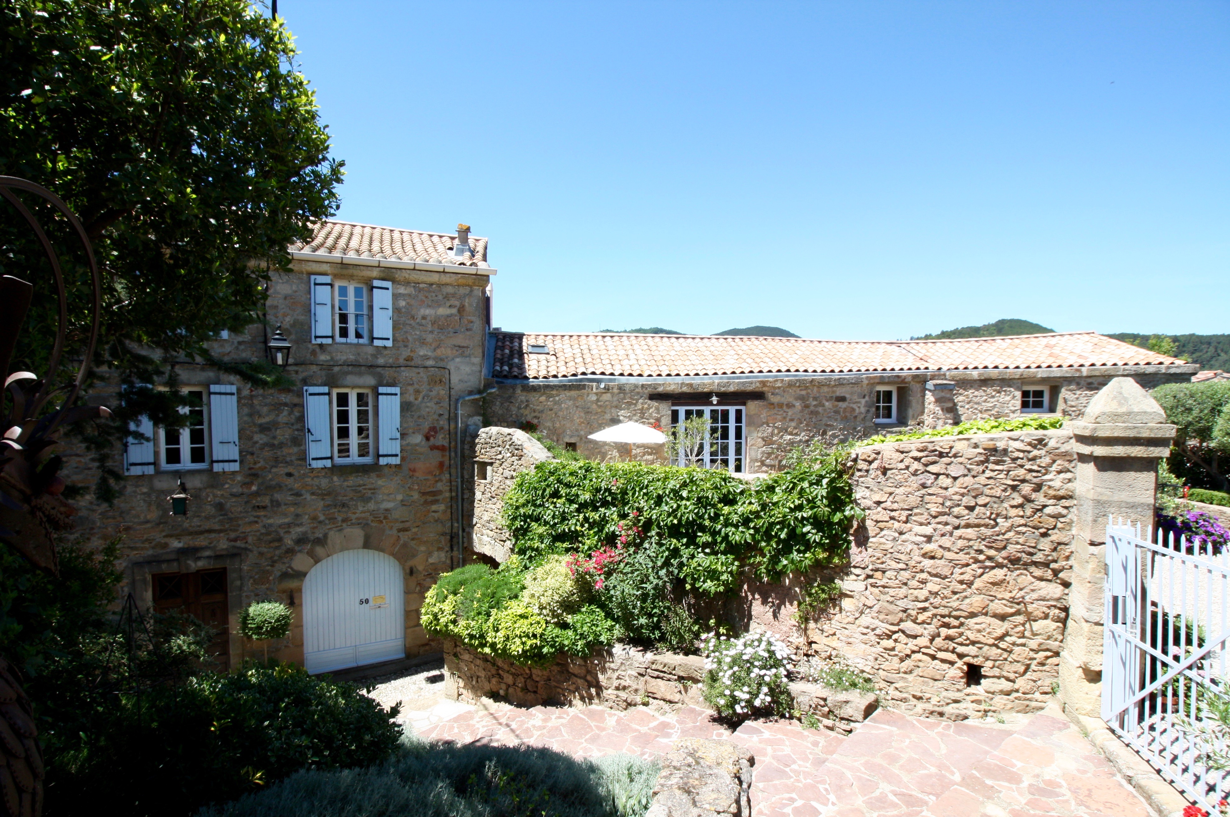 French property for sale in Lodève, Hérault - €1,175,000 - photo 