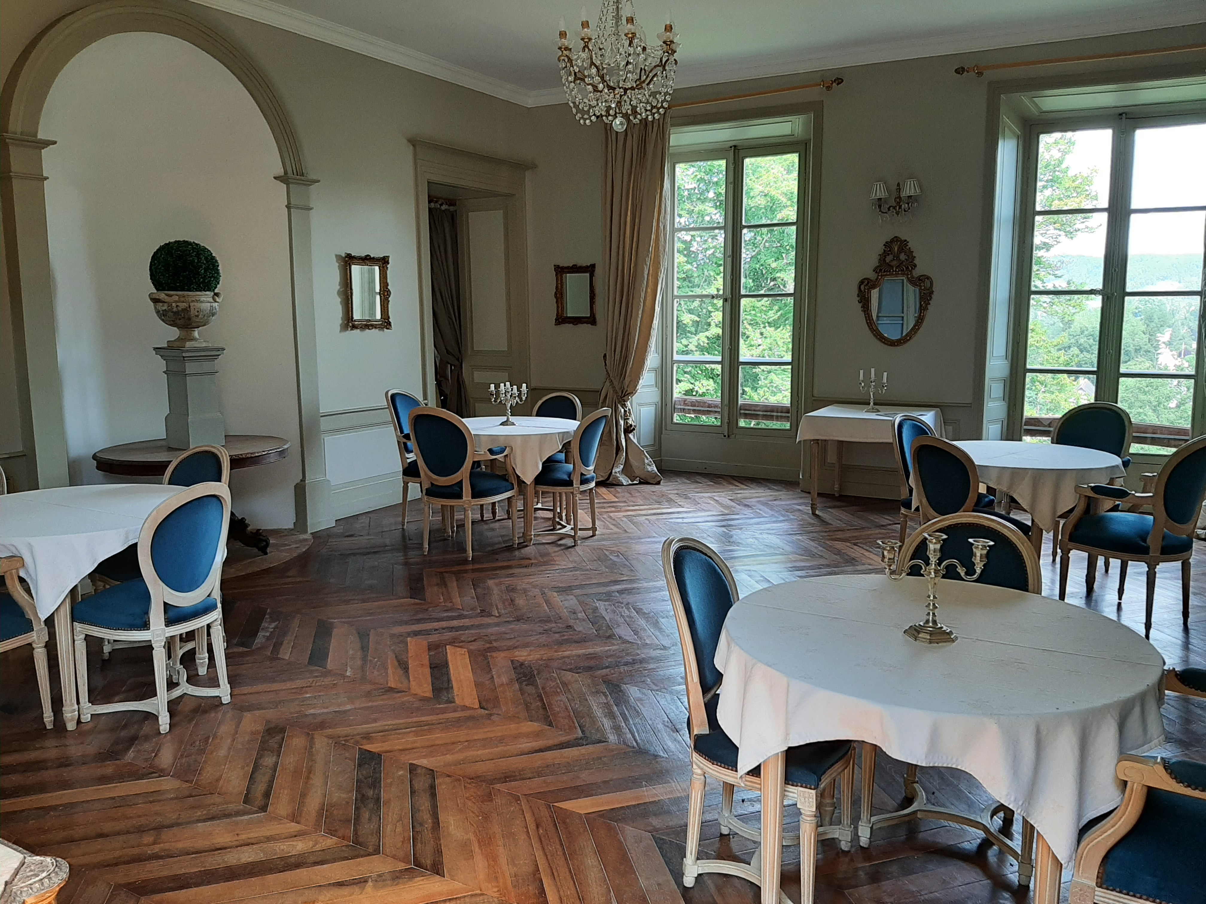 Propriété en France à vendre à Escoire, Dordogne - &#8364;1 670 212 - photo 