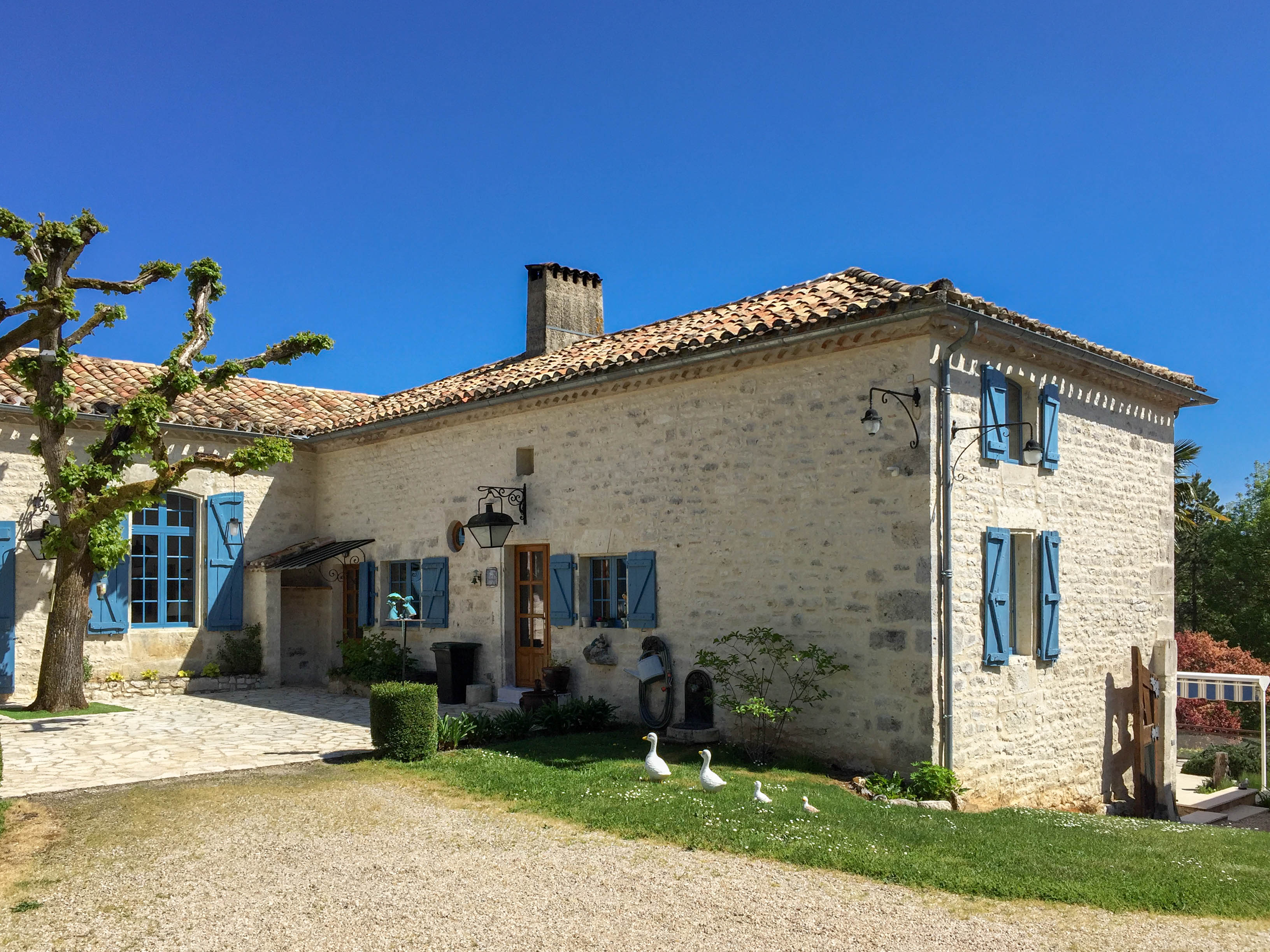 French property for sale in Montcuq-en-Quercy-Blanc, Lot - €1,560,000 - photo 