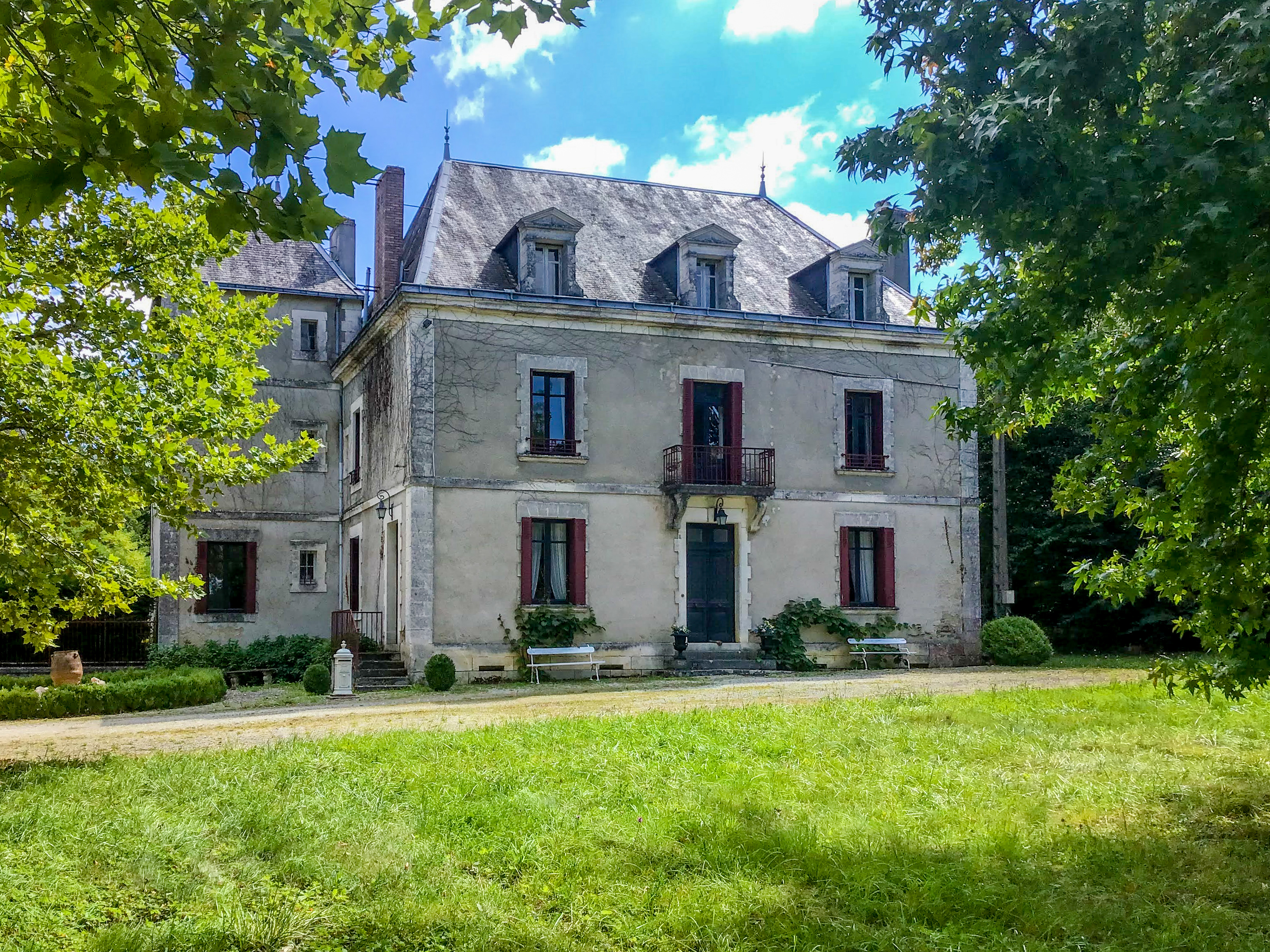 French property for sale in Chalais, Dordogne - €485,000 - photo 