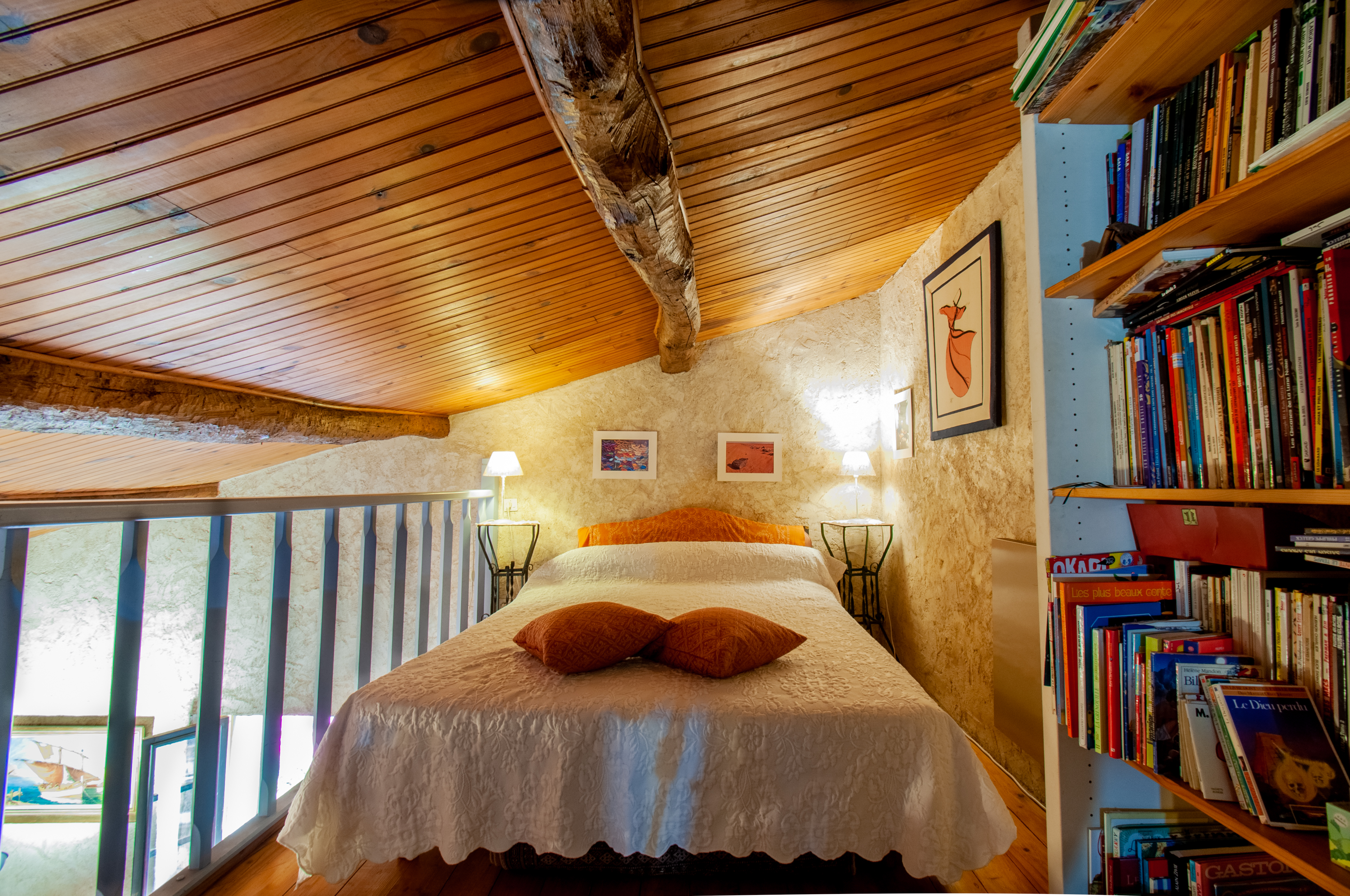 French property for sale in Carros, Alpes-Maritimes - €945,000 - photo 