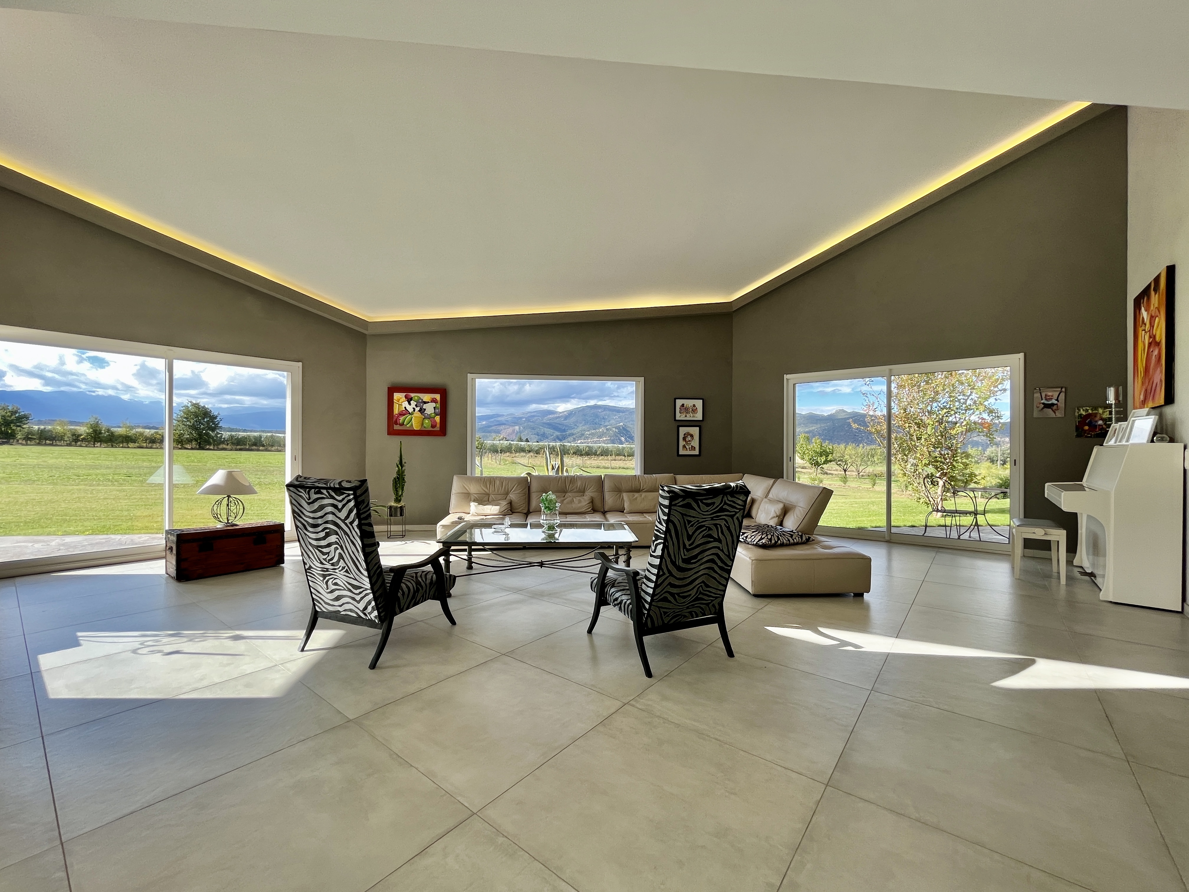 Propriété en France à vendre à Rigarda, Pyrénées-Orientales - &#8364;898 000 - photo 