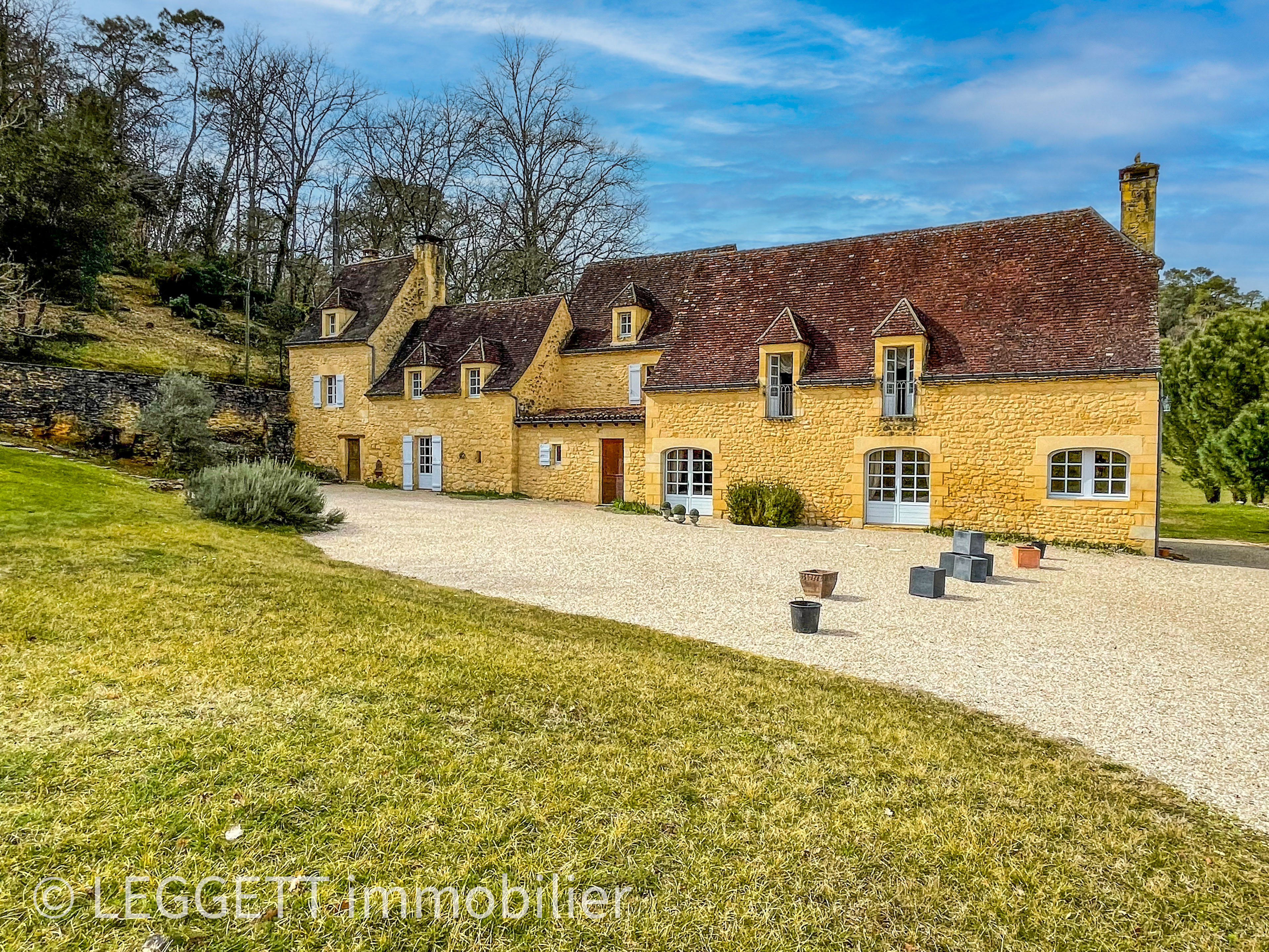 French property for sale in Sainte-Mondane, Dordogne - €822,000 - photo 