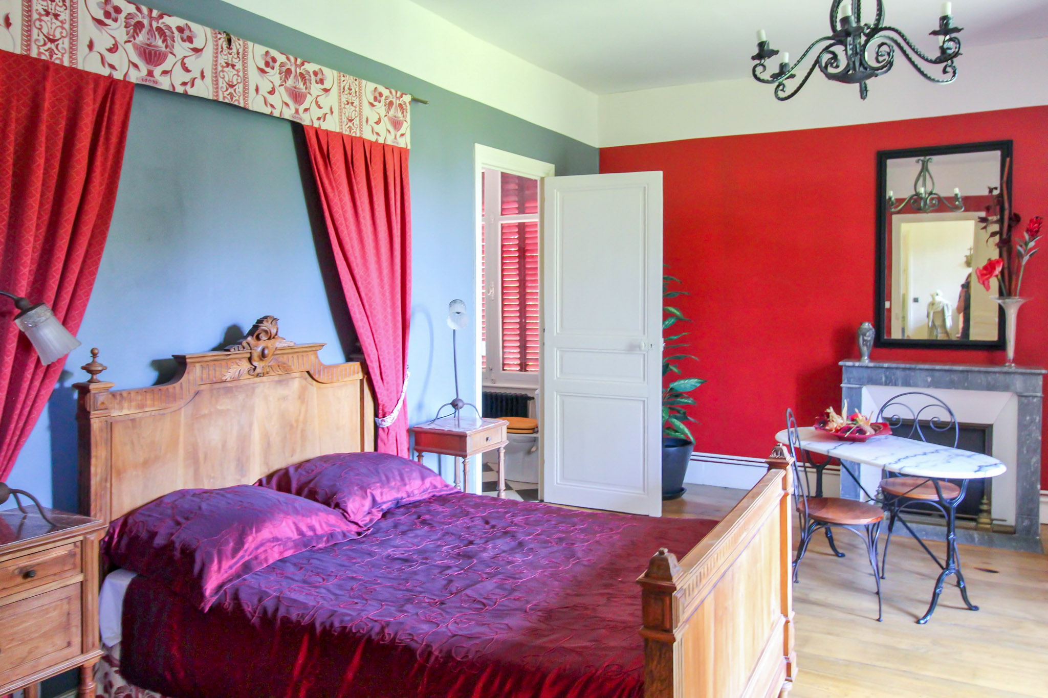 French property for sale in Chalais, Dordogne - €485,000 - photo 