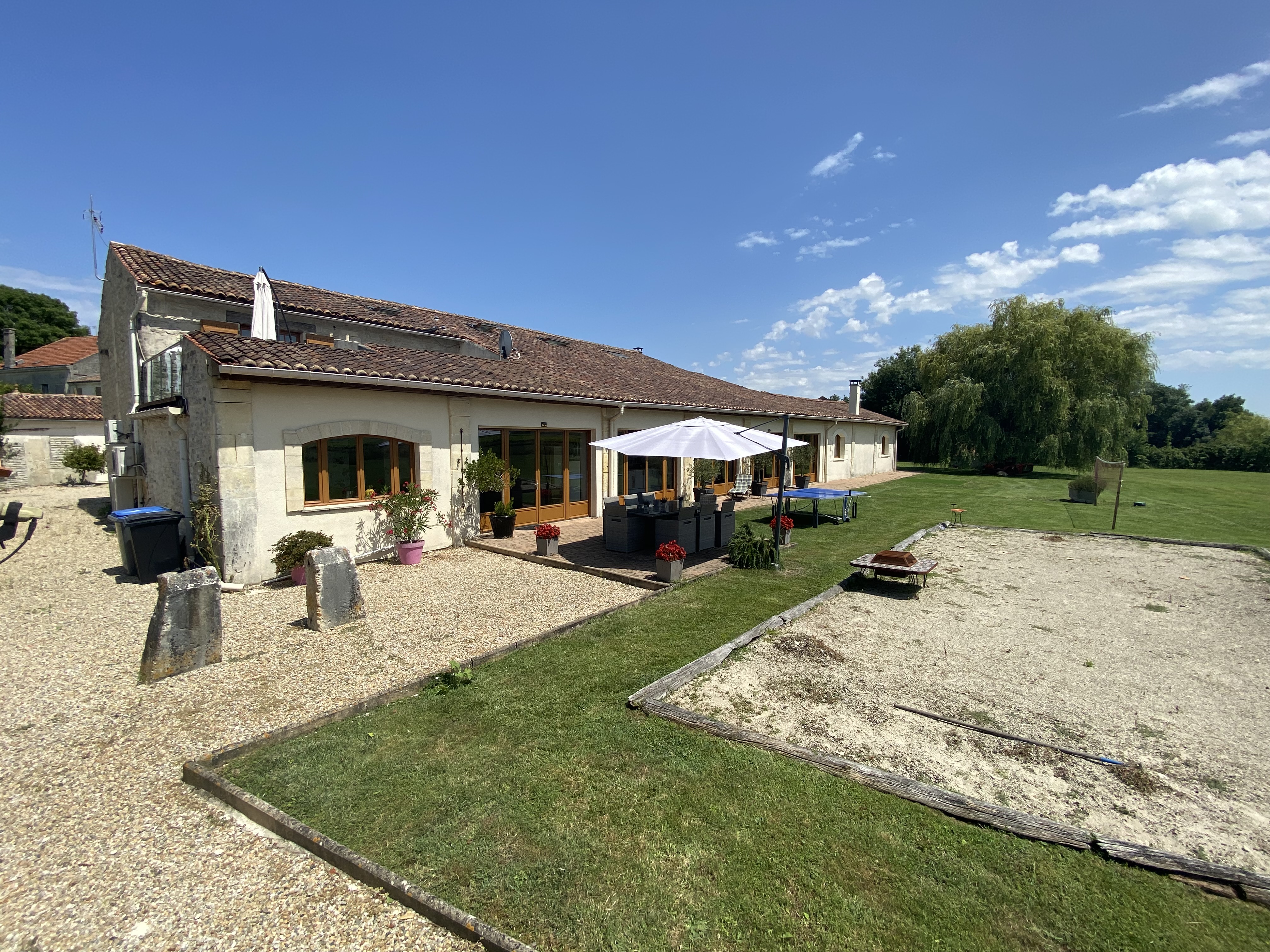 Propriété en France à vendre à Cognac, Charente - &#8364;698 950 - photo 