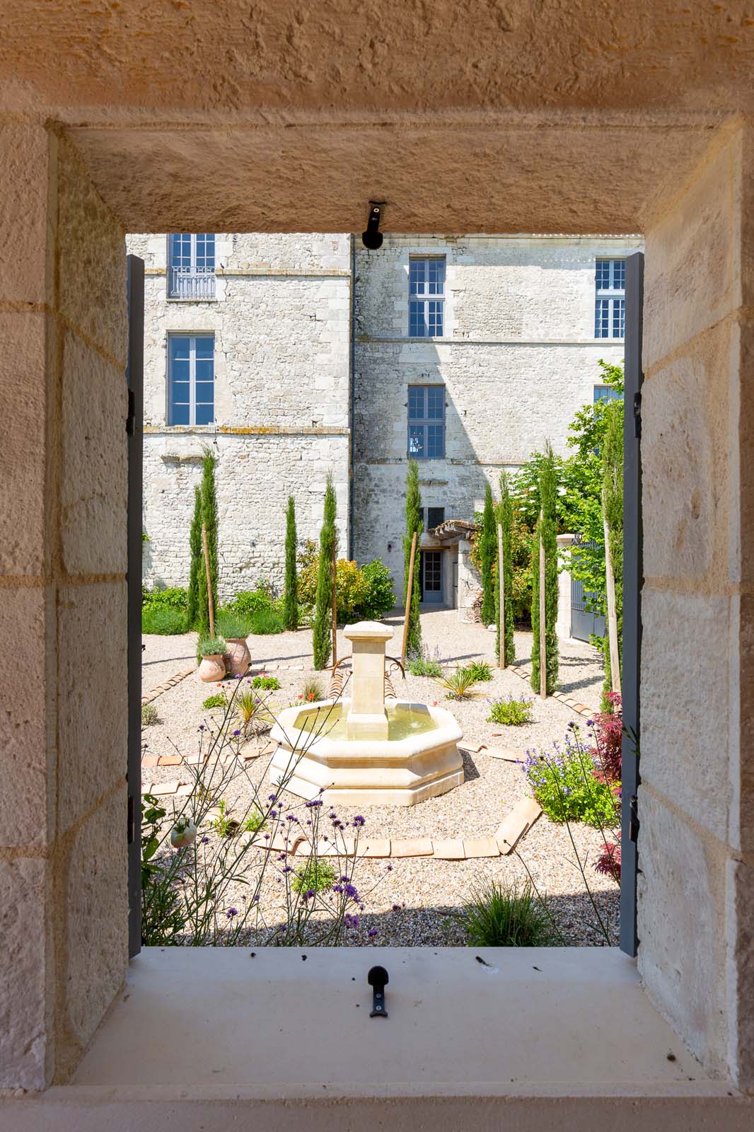 French property for sale in Saussignac, Dordogne - €1,150,000 - photo 