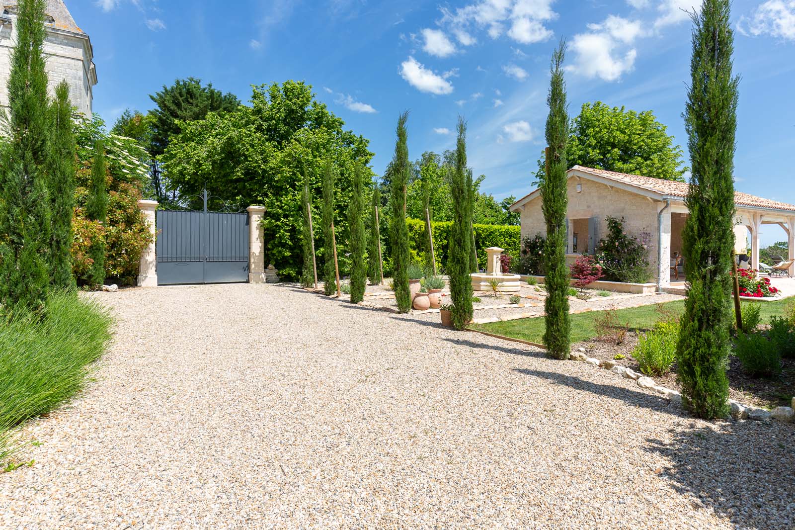 French property for sale in Saussignac, Dordogne - €1,150,000 - photo 