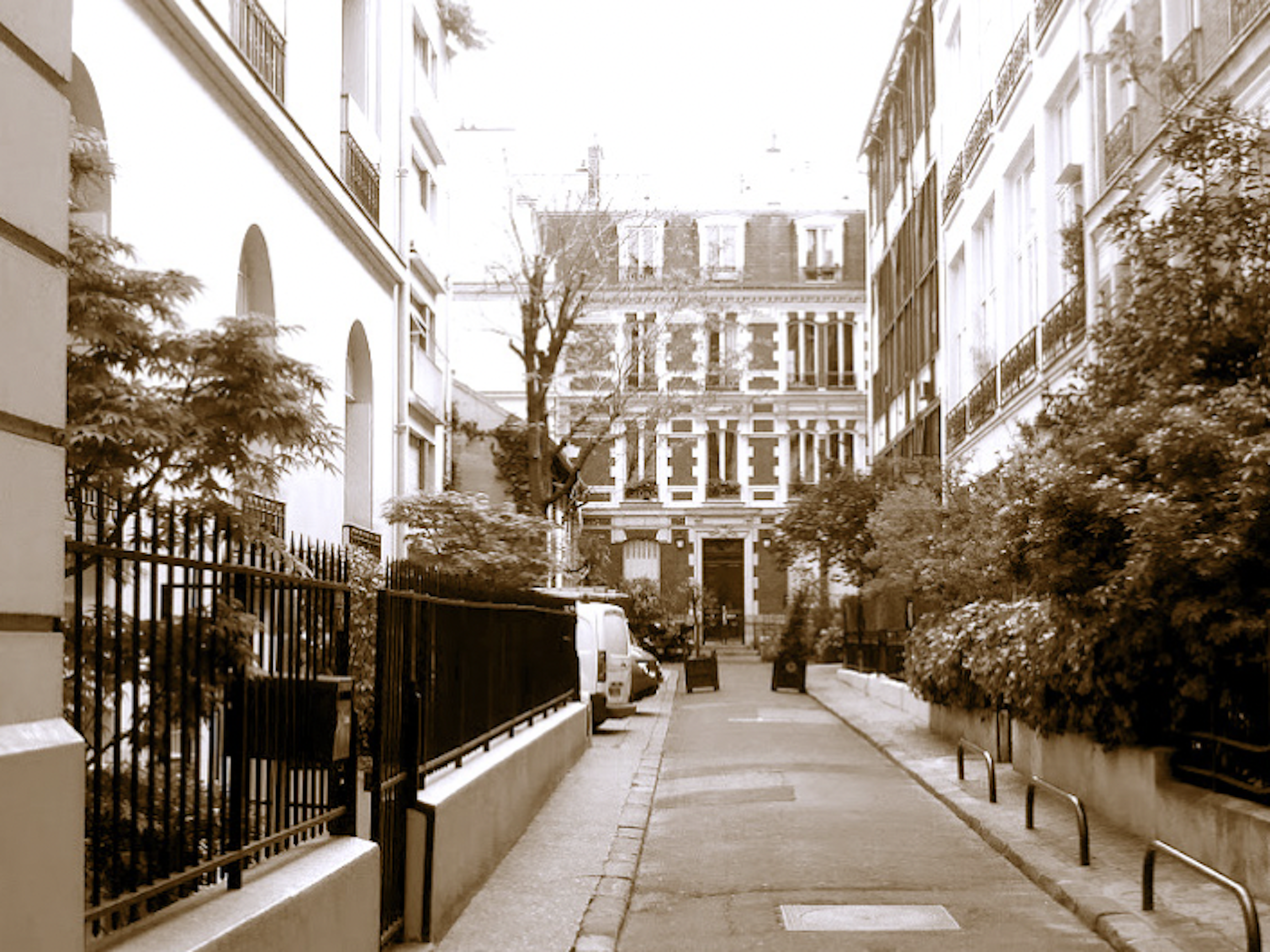 French property for sale in Paris, Paris - €1,549,000 - photo 