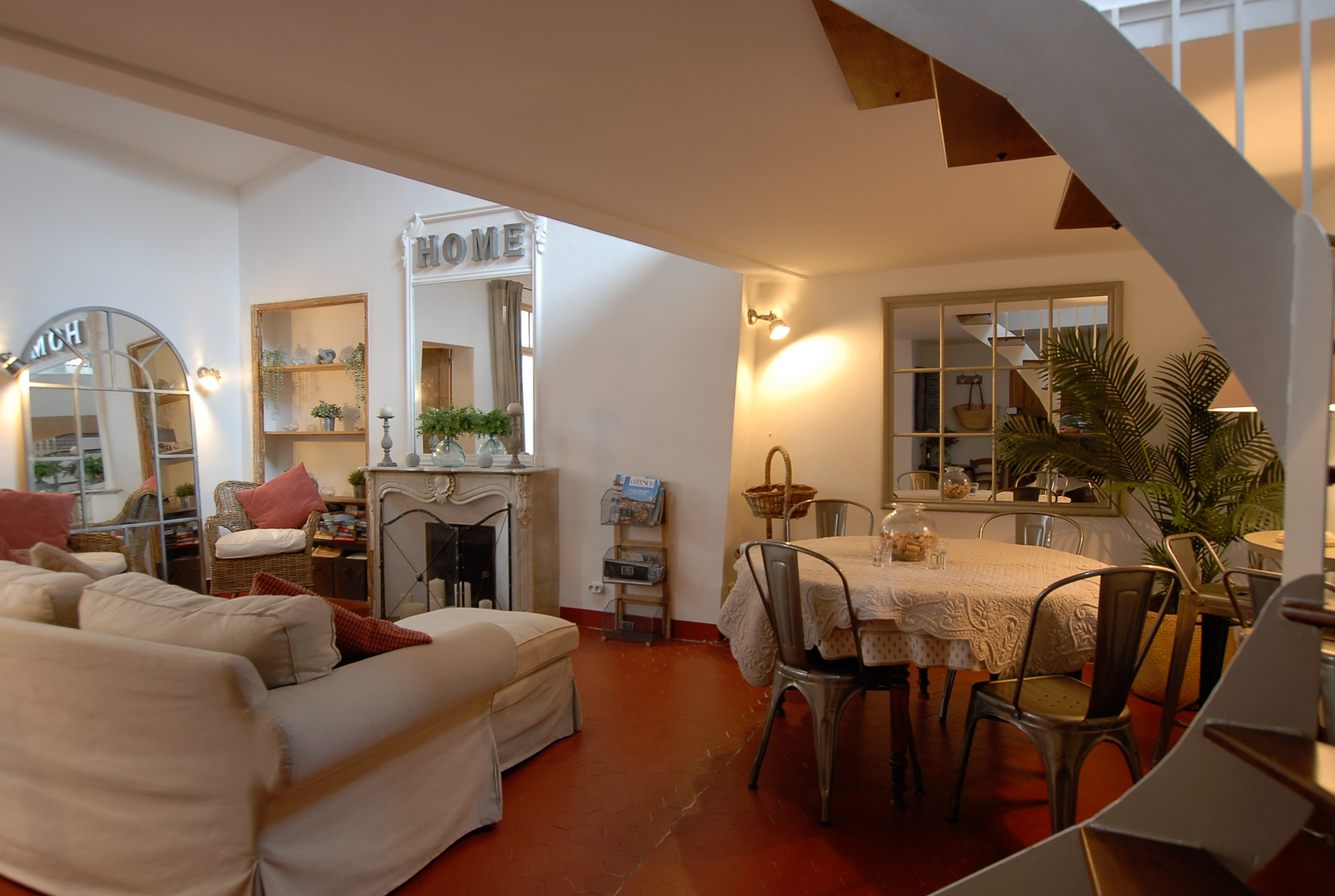 Propriété en France à vendre à Aix-en-Provence, Bouches-du-Rhône - &#8364;549 000 - photo 