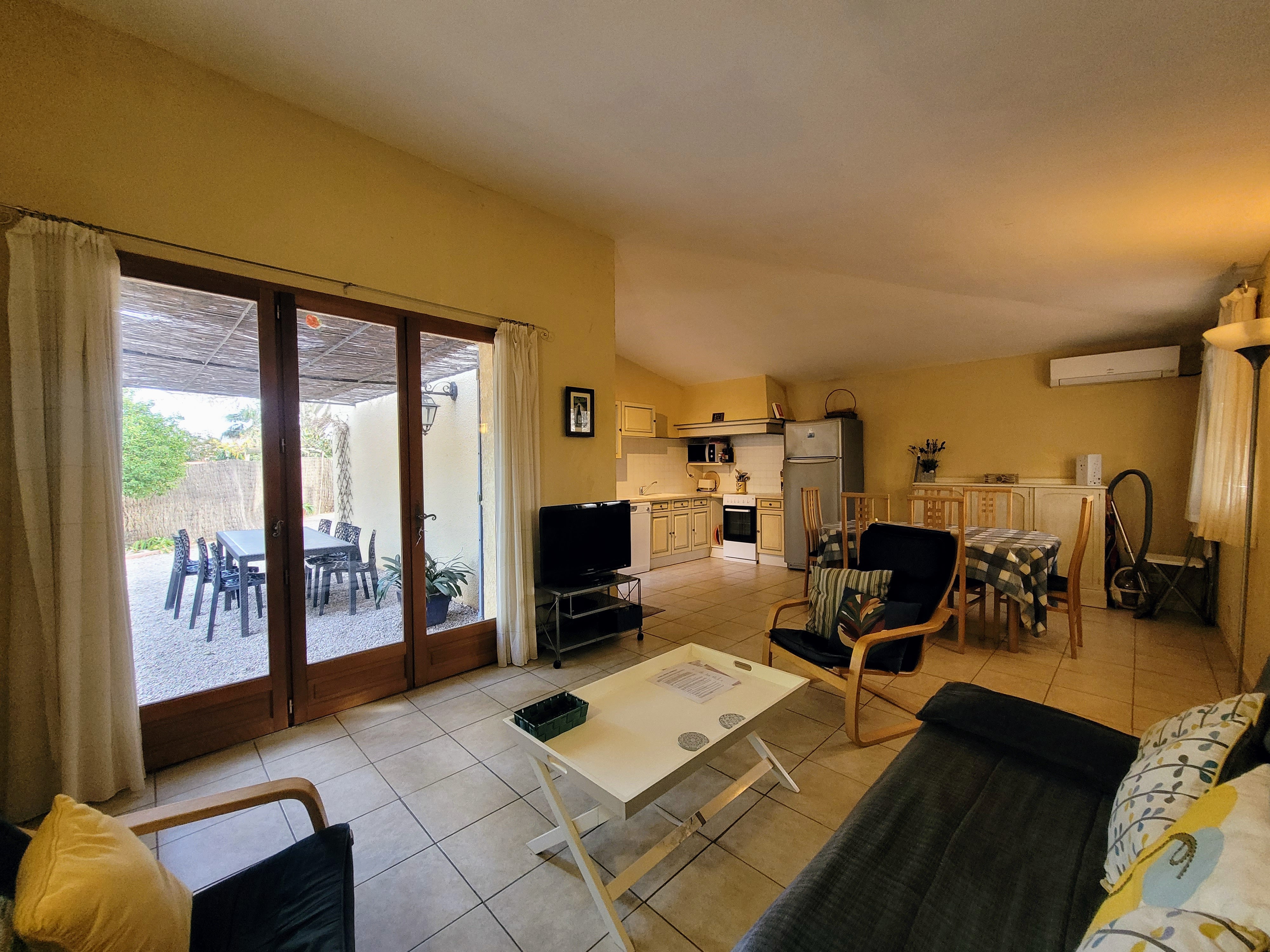 French property for sale in Perpignan, Pyrénées-Orientales - €948,000 - photo 
