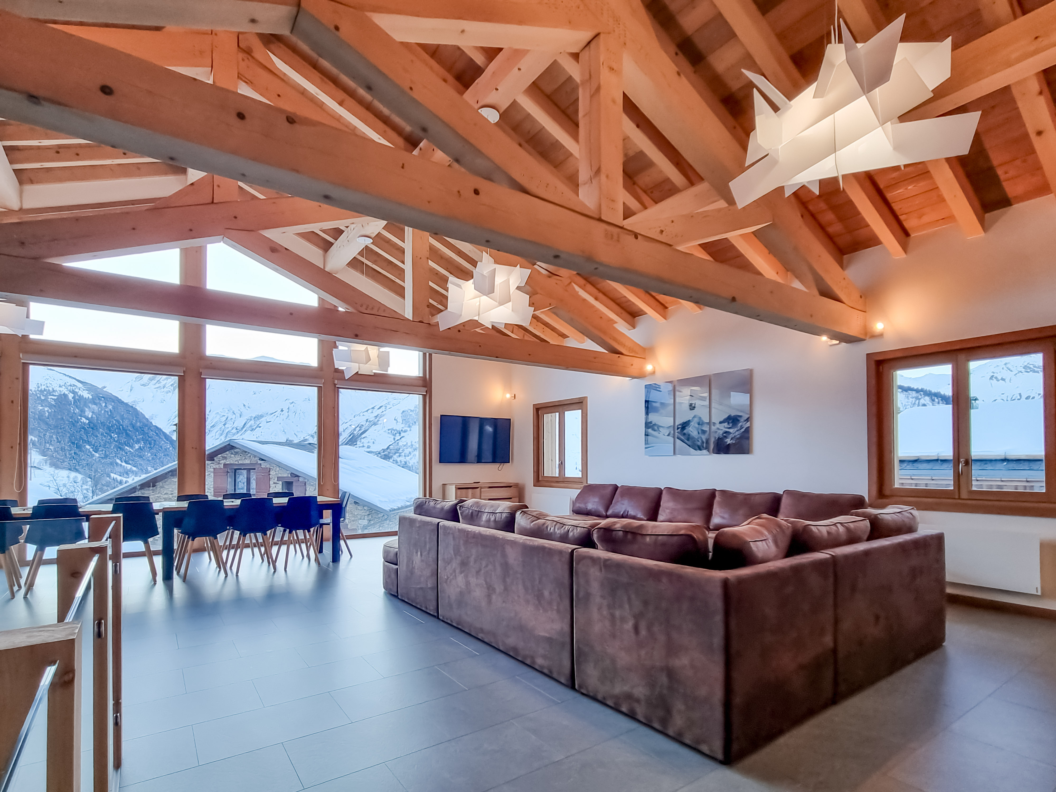 French property for sale in Saint-Martin-de-Belleville, Savoie - €1,500,000 - photo 