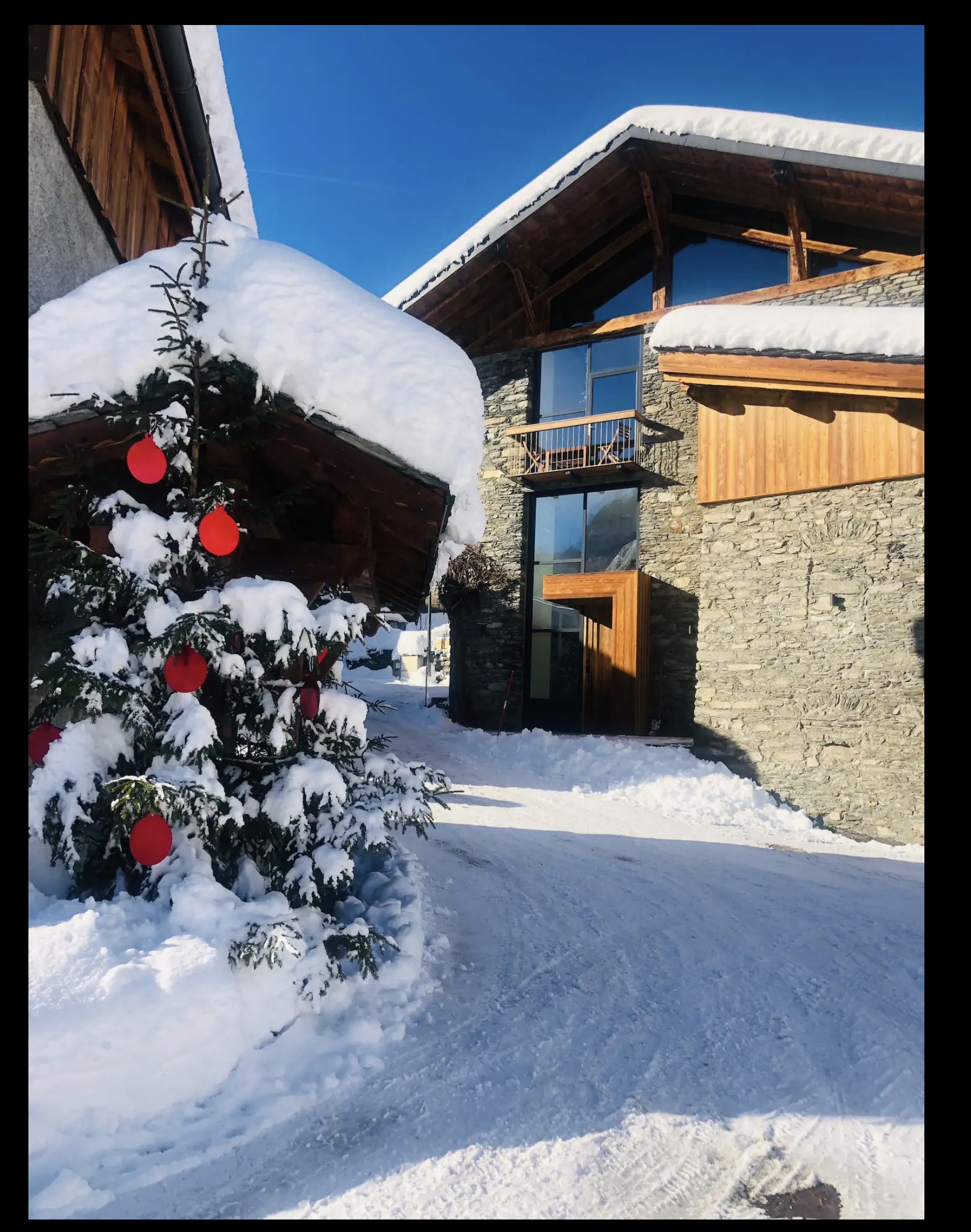 French property for sale in Villaroger, Savoie - €1,700,000 - photo 
