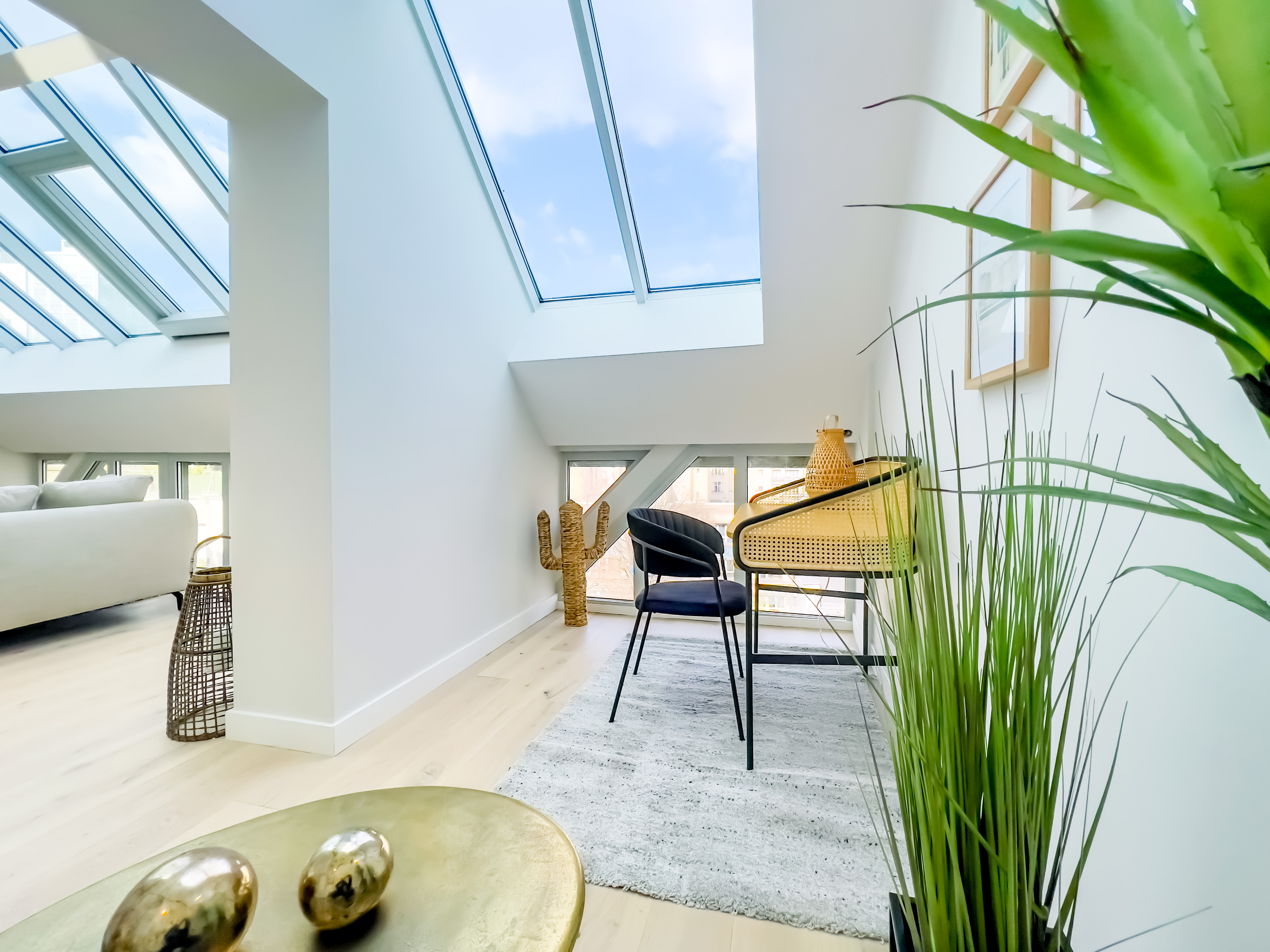French property for sale in Paris, Paris - €1,549,000 - photo 