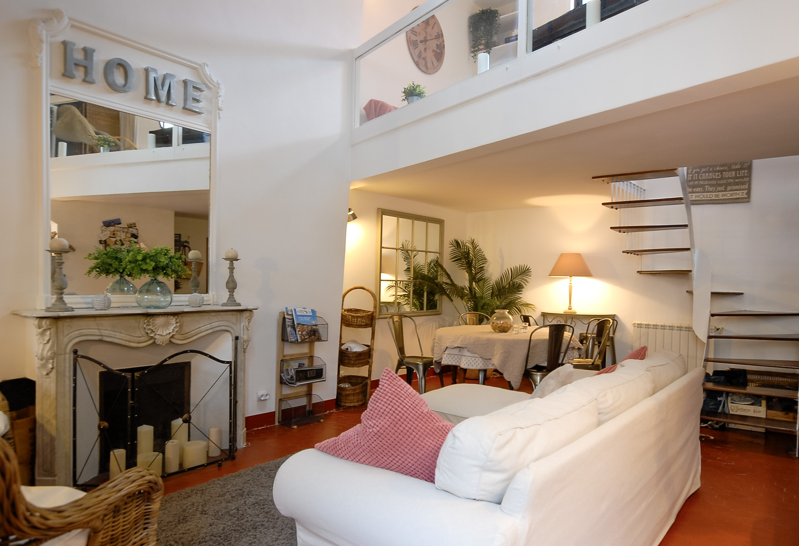 Propriété en France à vendre à Aix-en-Provence, Bouches-du-Rhône - &#8364;549 000 - photo 