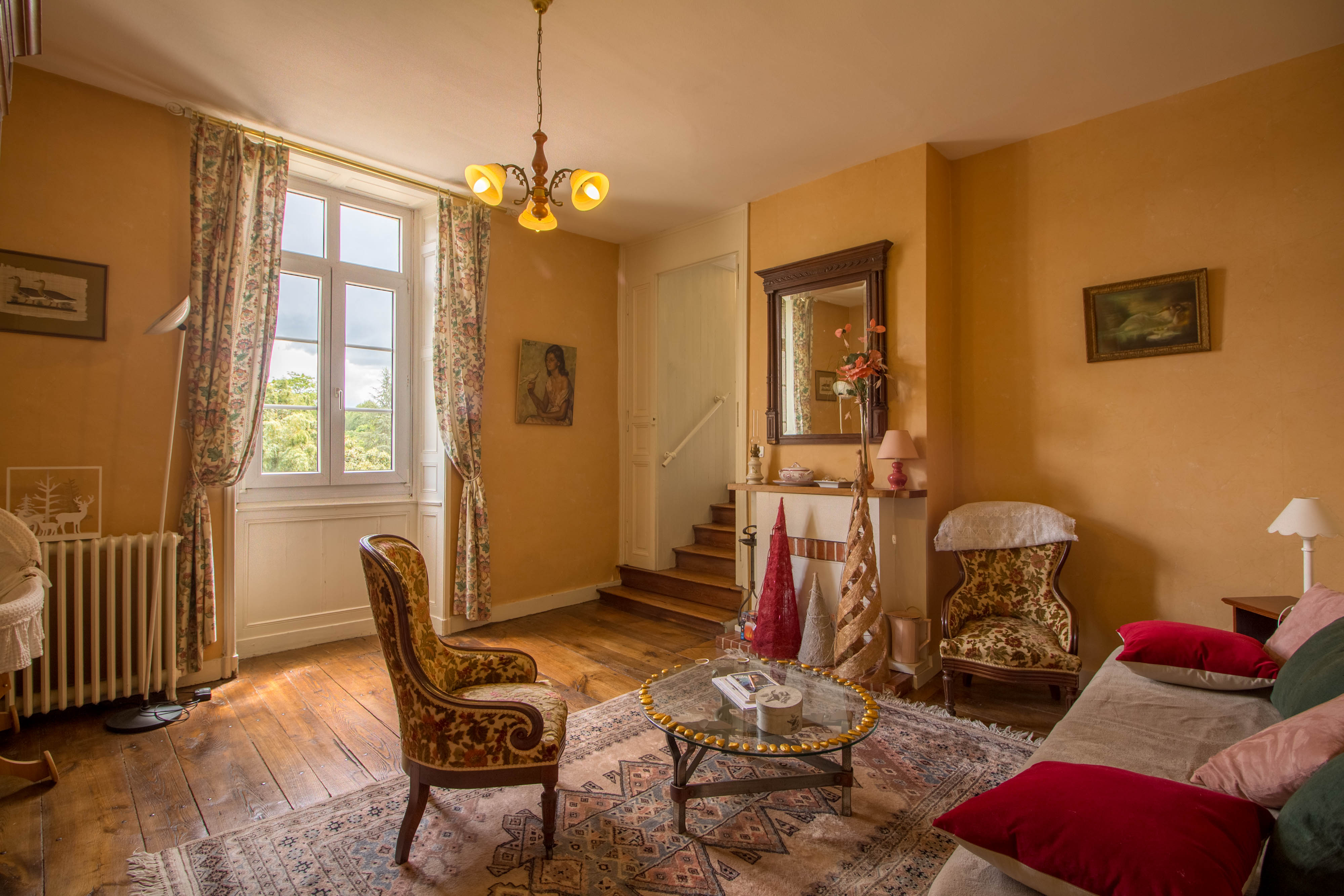 French property for sale in Angoulême, Charente - €745,500 - photo 