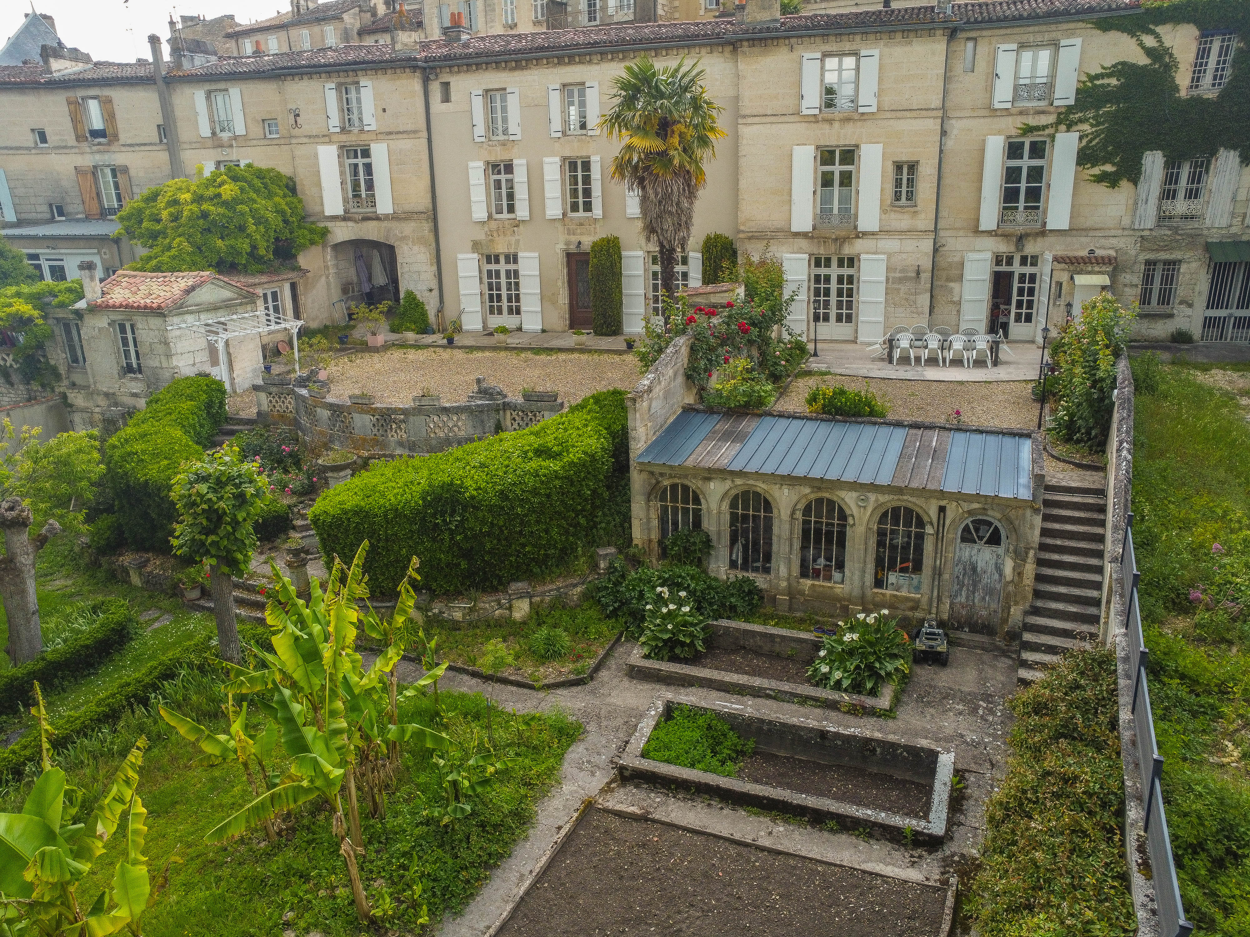 French property for sale in Angoulême, Charente - €745,500 - photo 