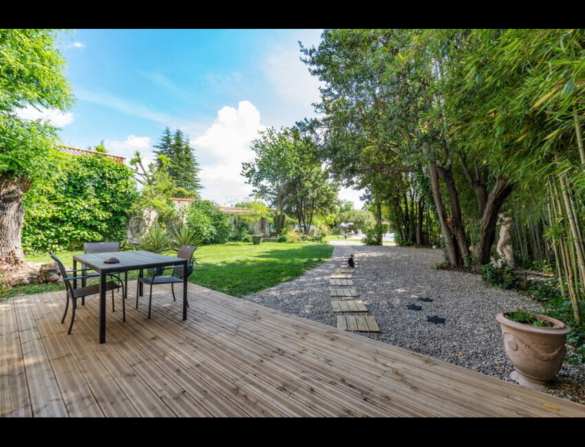 French property for sale in Gignac, Hérault - €995,000 - photo