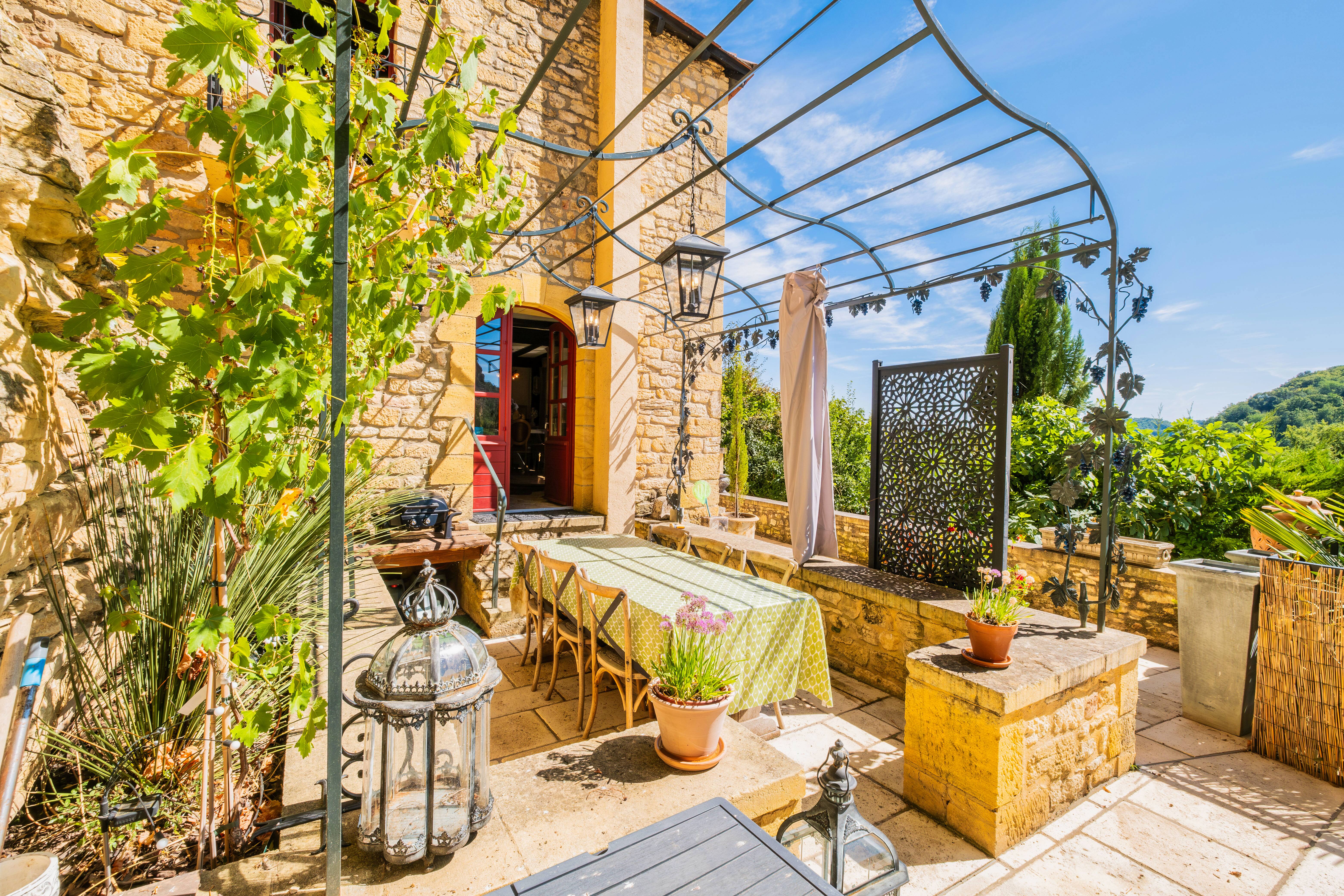 Propriété en France à vendre à La Roque-Gageac, Dordogne - &#8364;630 000 - photo 
