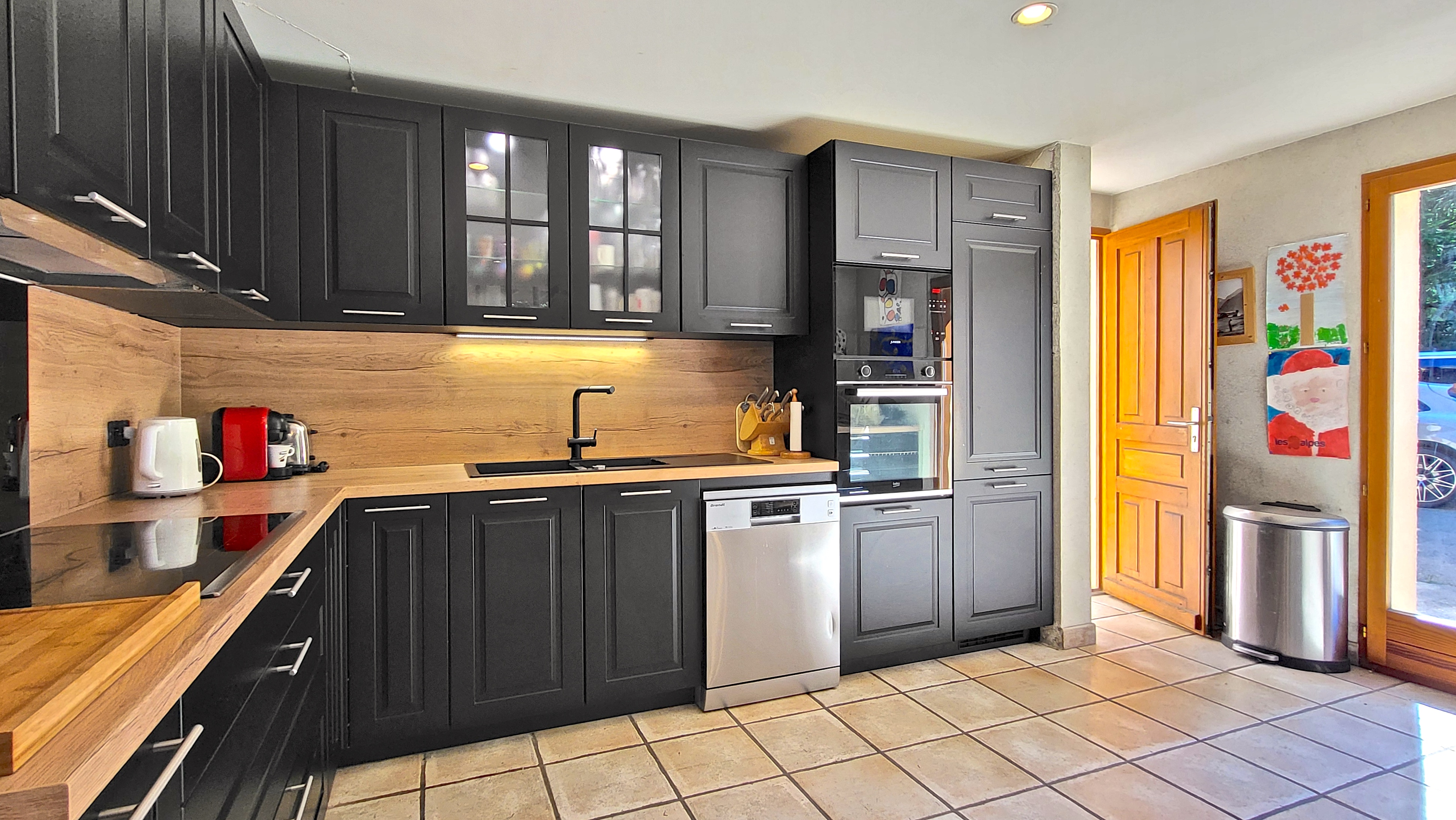 Propriété en France à vendre à Les Deux Alpes, Isère - €699 000 - photo 