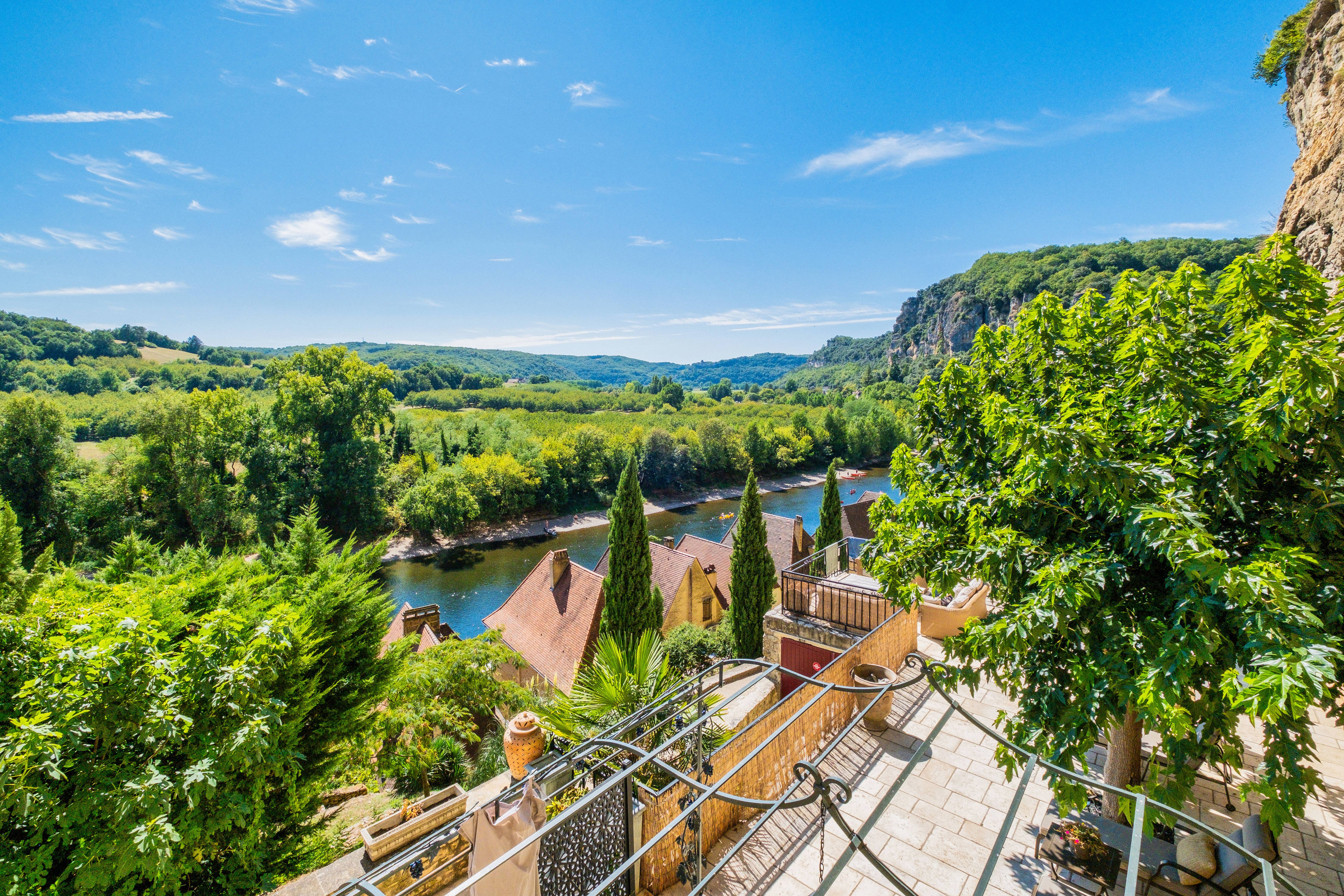 Propriété en France à vendre à La Roque-Gageac, Dordogne - &#8364;630 000 - photo 