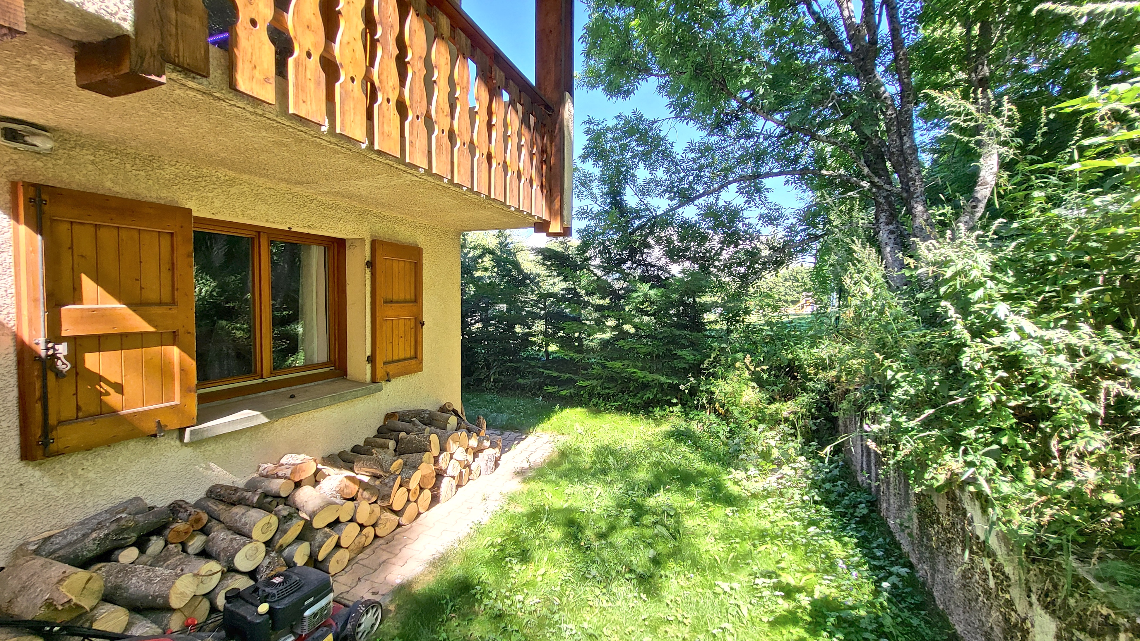 Propriété en France à vendre à Les Deux Alpes, Isère - €699 000 - photo 