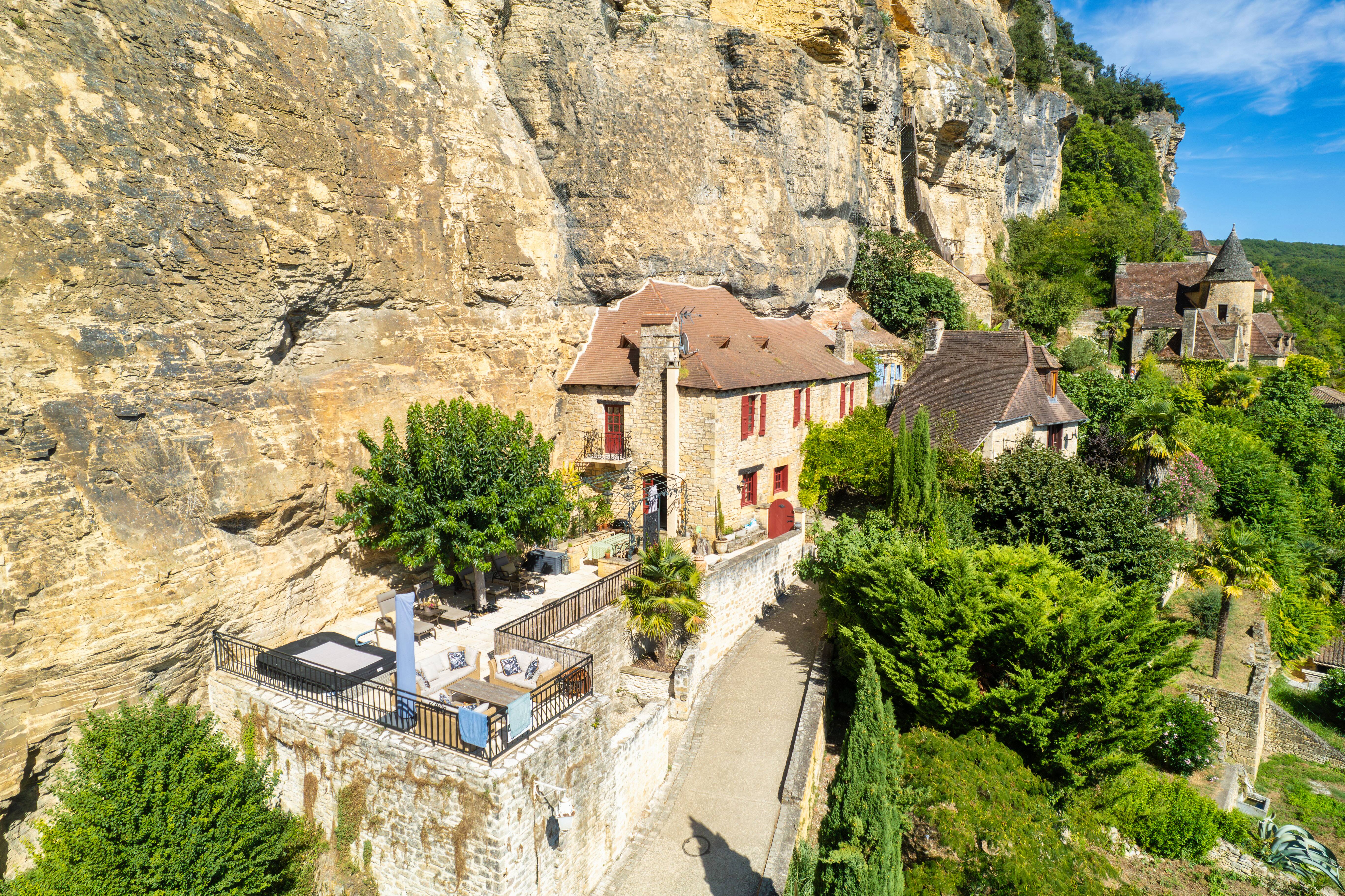 Propriété en France à vendre à La Roque-Gageac, Dordogne - &#8364;630 000 - photo 