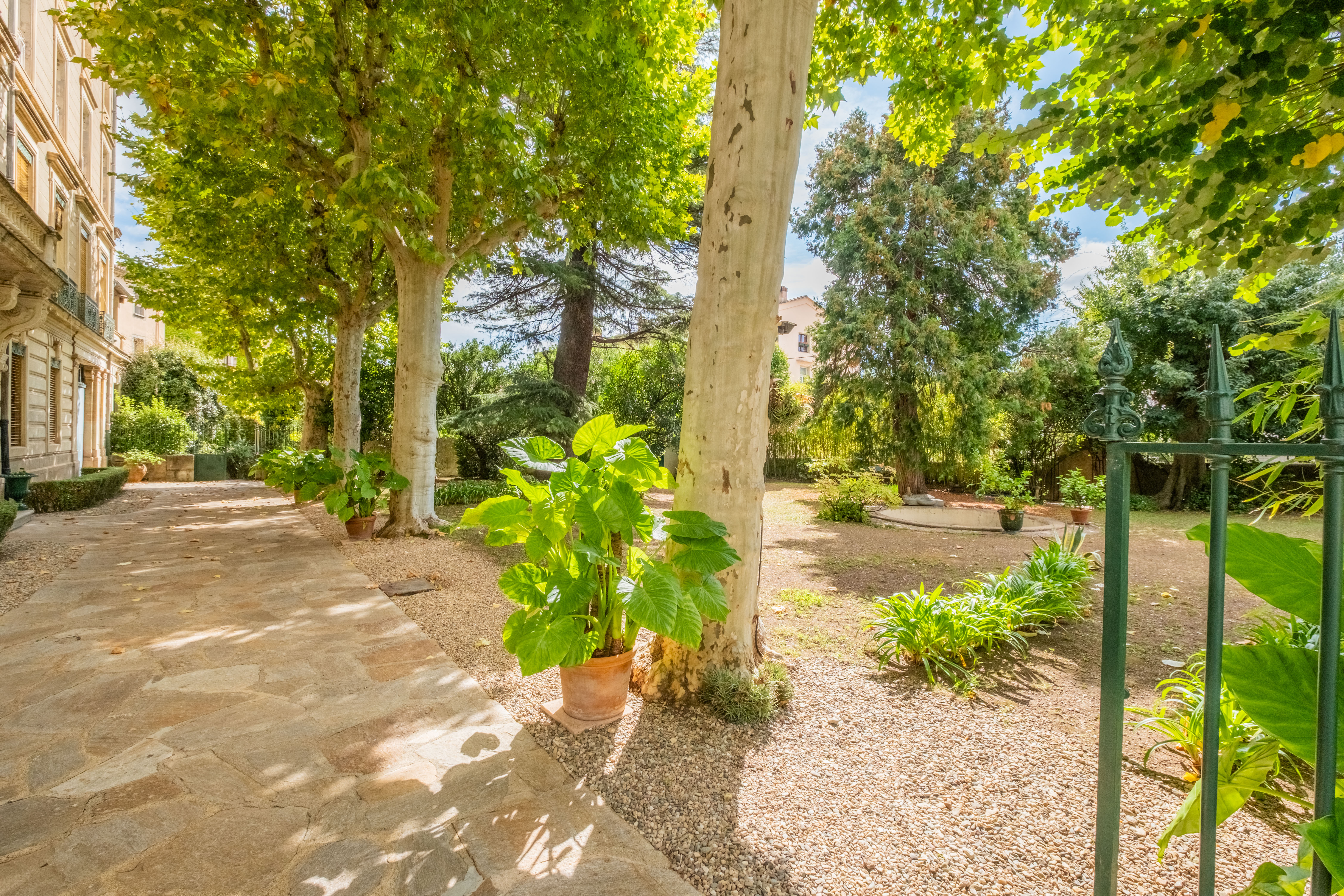 French property for sale in Bédarieux, Hérault - €1,490,000 - photo 