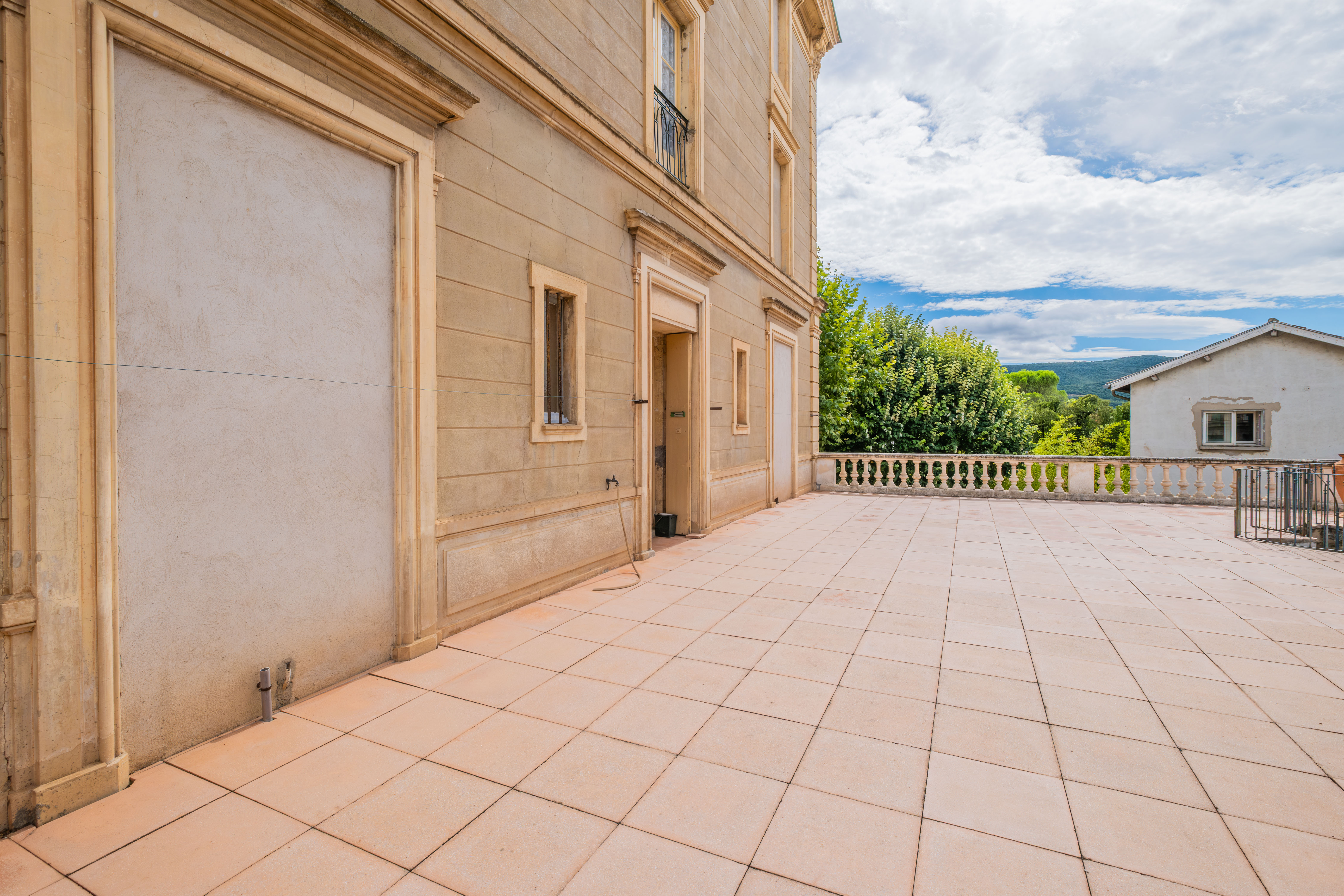French property for sale in Bédarieux, Hérault - €1,490,000 - photo 