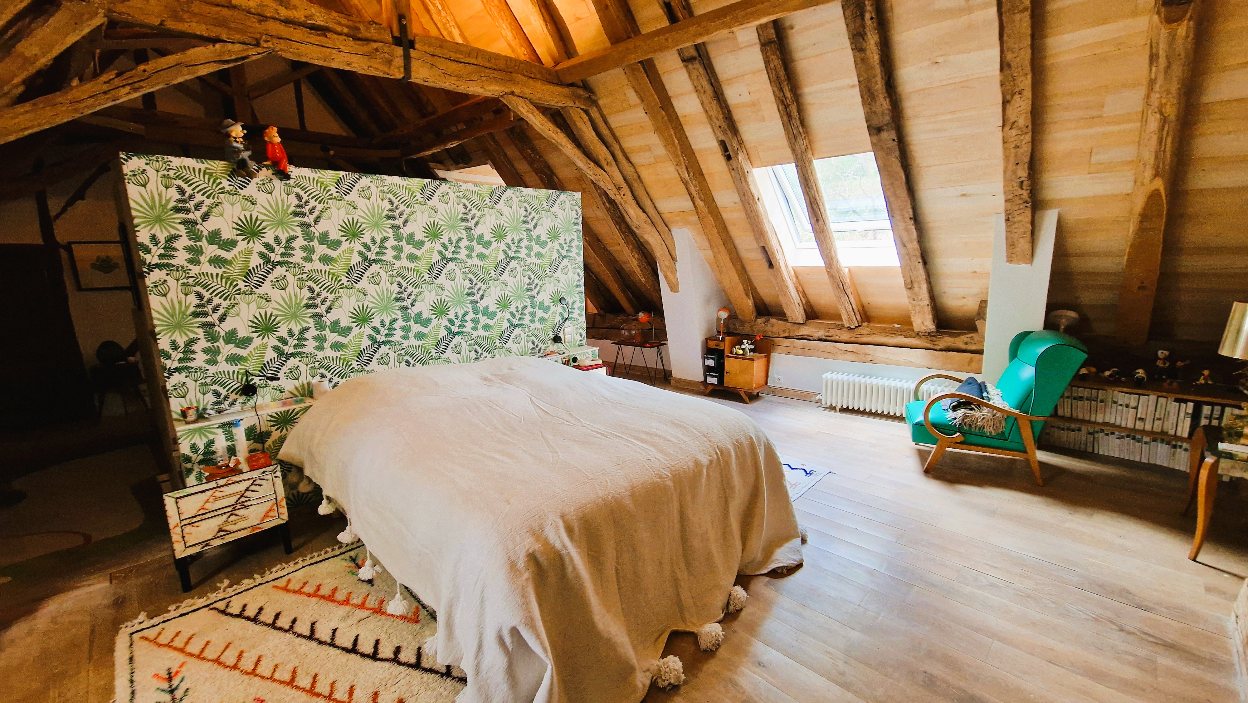 Propriété en France à vendre à Église-Neuve-d'Issac, Dordogne - €950 000 - photo 