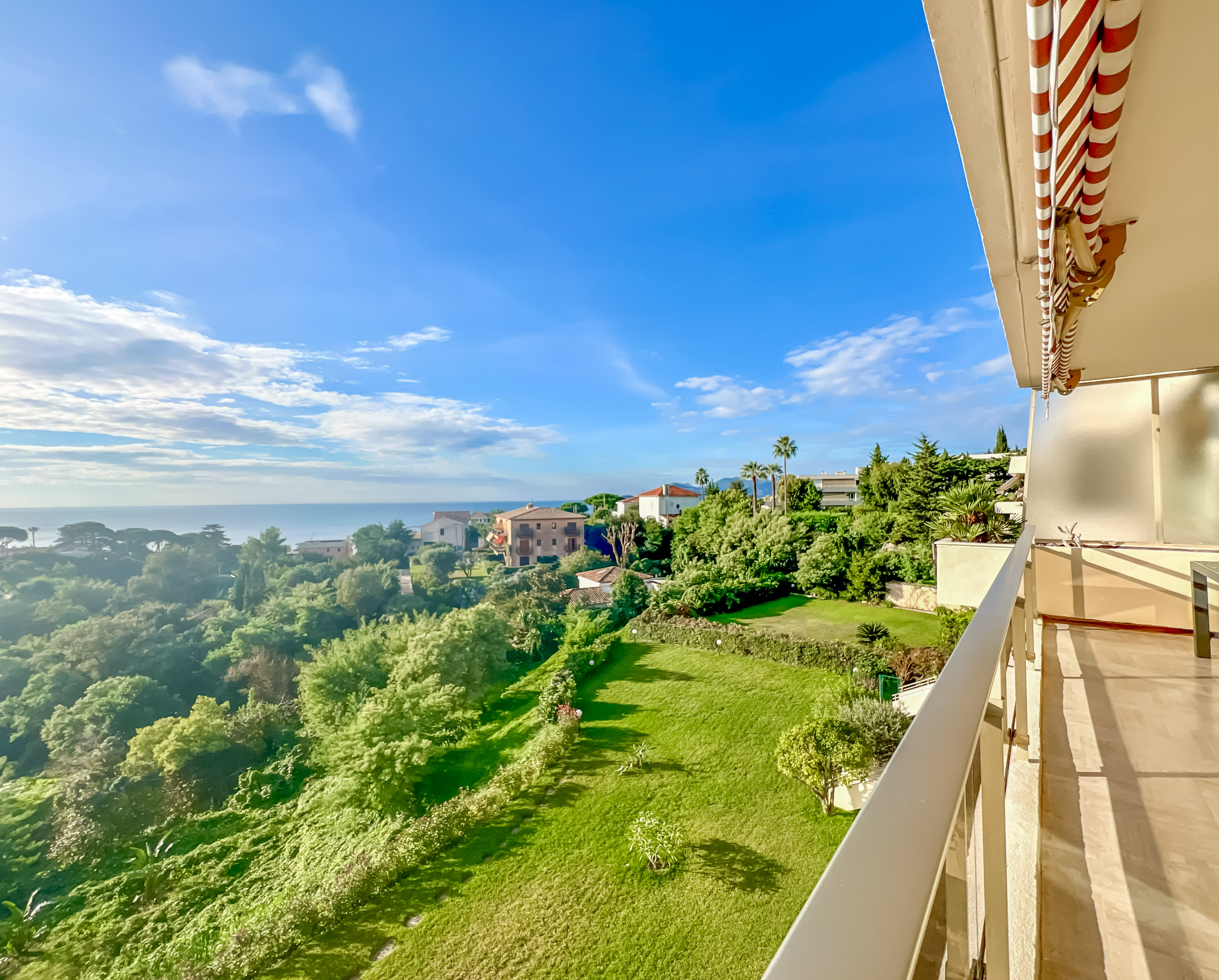 Propriété en France à vendre à Cannes, Alpes-Maritimes - &#8364;1 275 000 - photo 