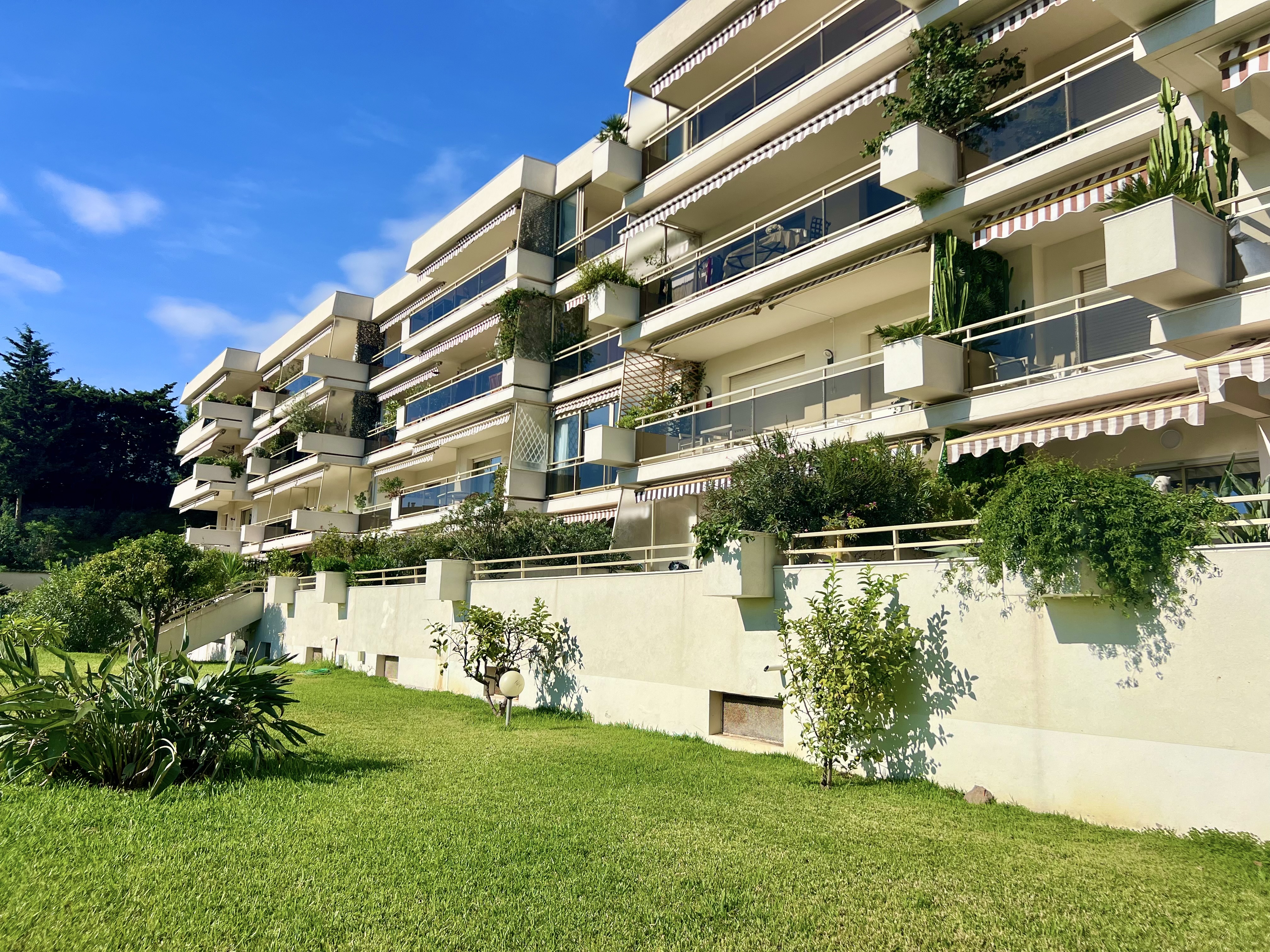 French property for sale in Cannes, Alpes-Maritimes - €1,275,000 - photo