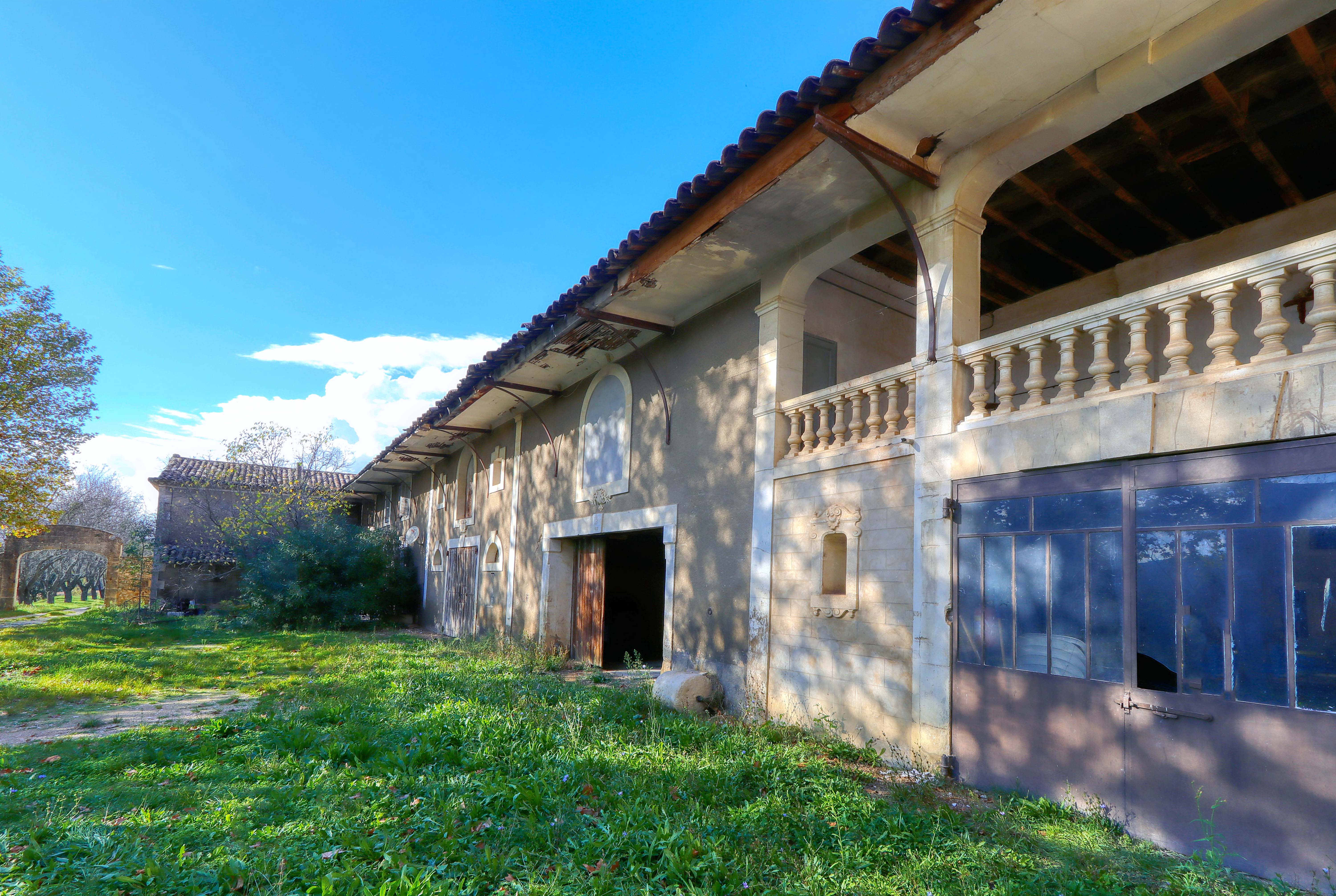 French property for sale in Rustrel, Vaucluse - €2,635,000 - photo 