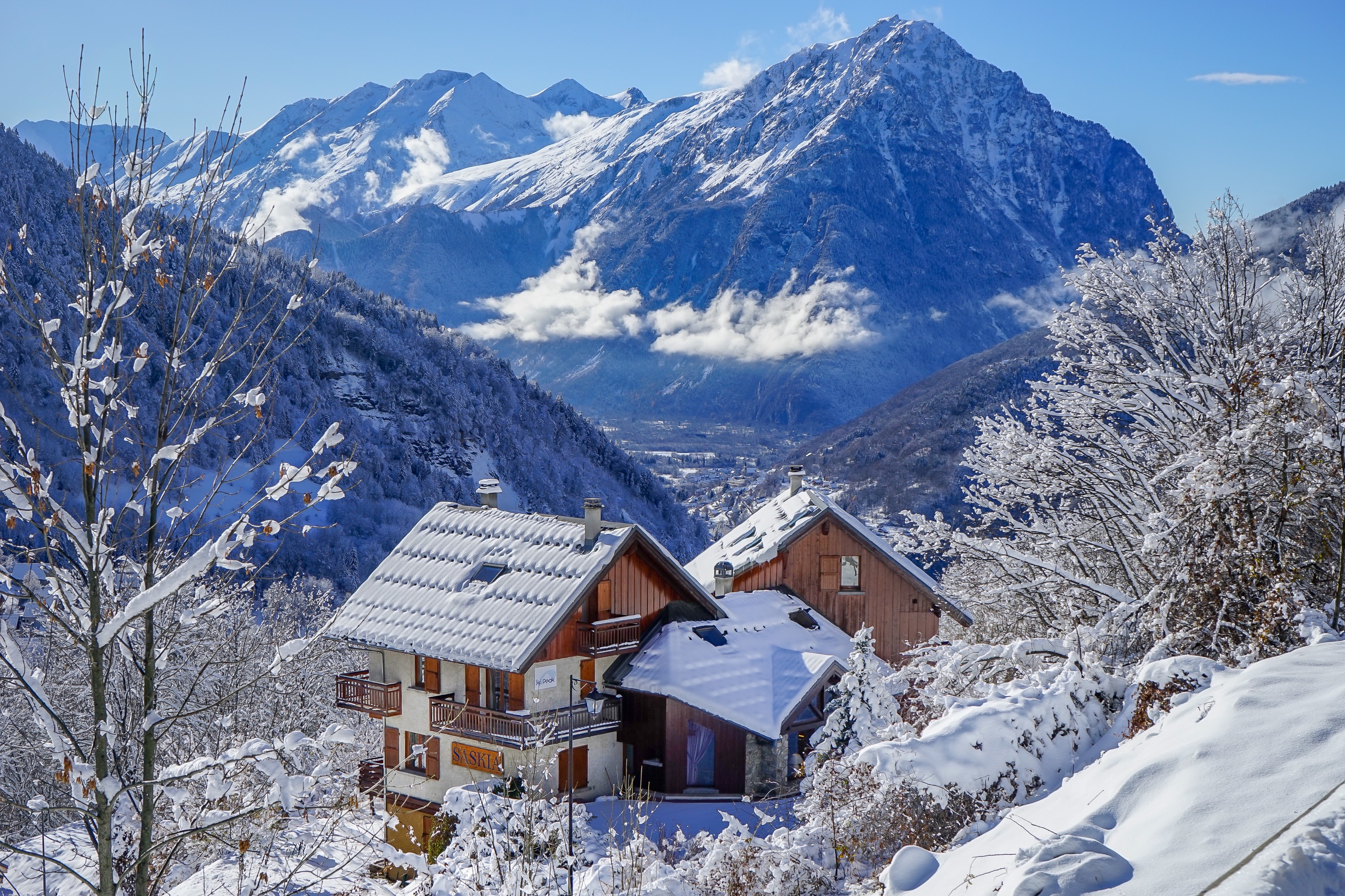 French property for sale in Vaujany, Isère - €630,000 - photo 
