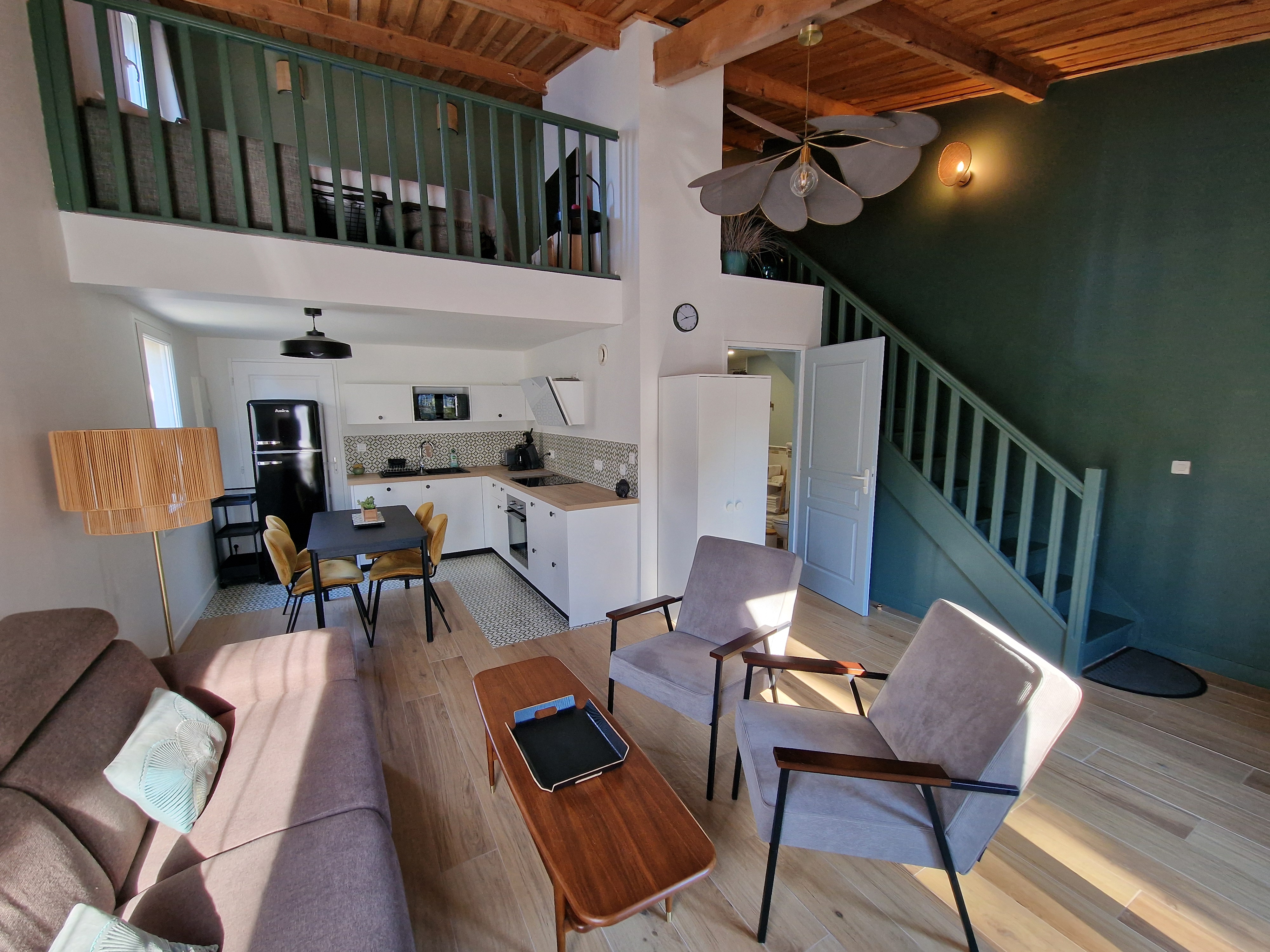 French property for sale in Pauillac, Gironde - €880,000 - photo 