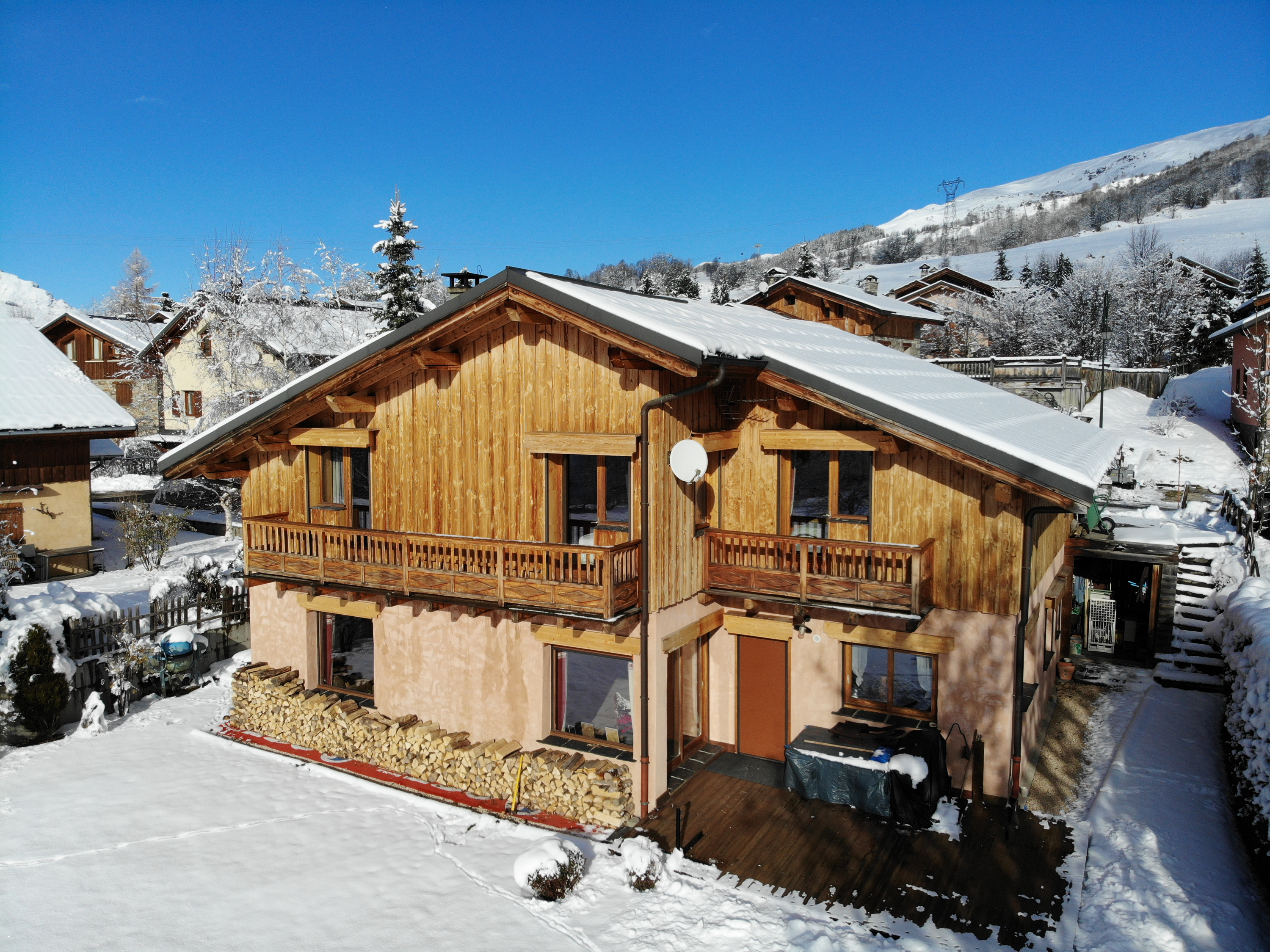 French property for sale in Saint-Martin-de-Belleville, Savoie - €1,795,000 - photo 