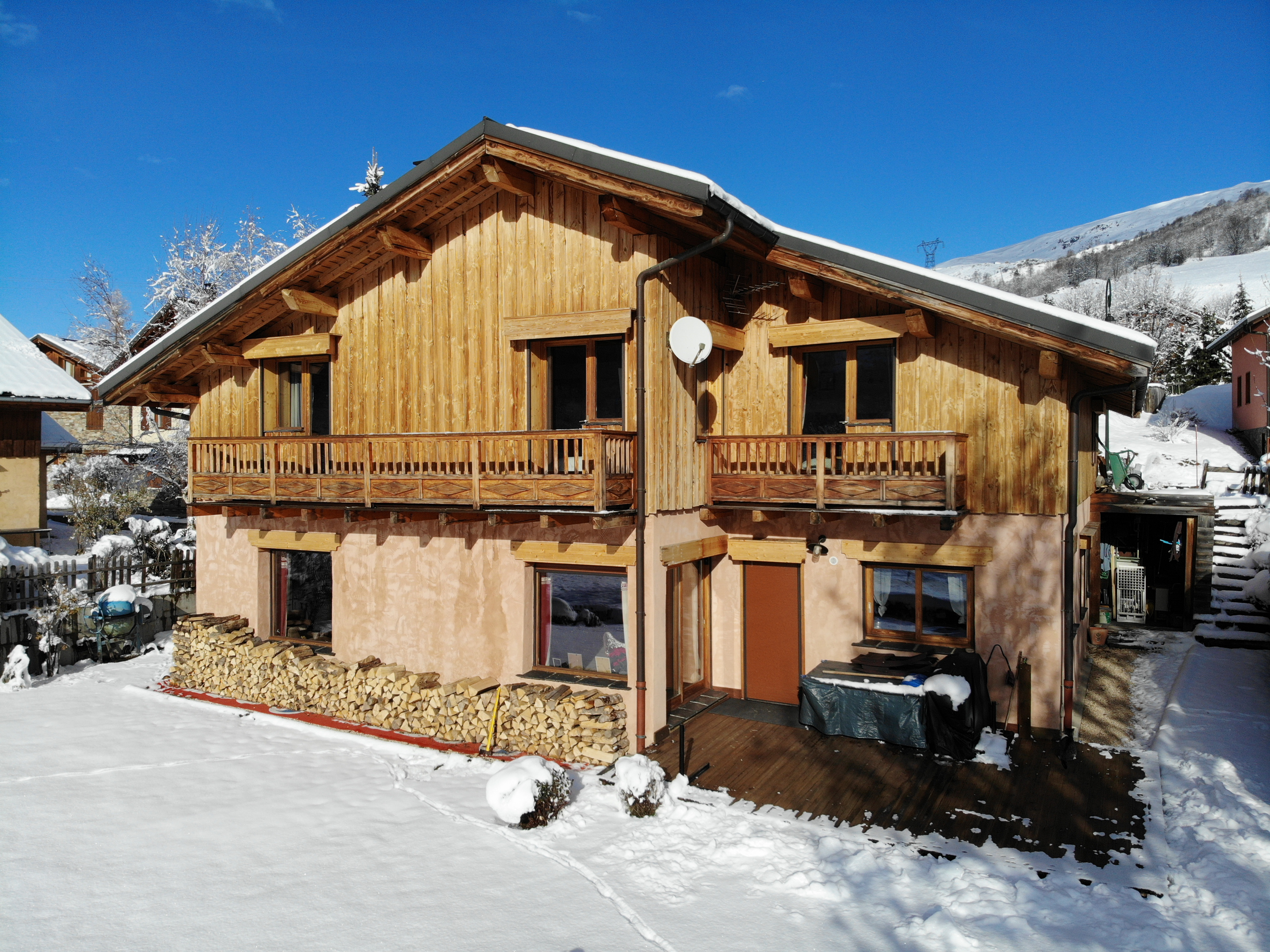 French property for sale in Saint-Martin-de-Belleville, Savoie - €1,795,000 - photo 