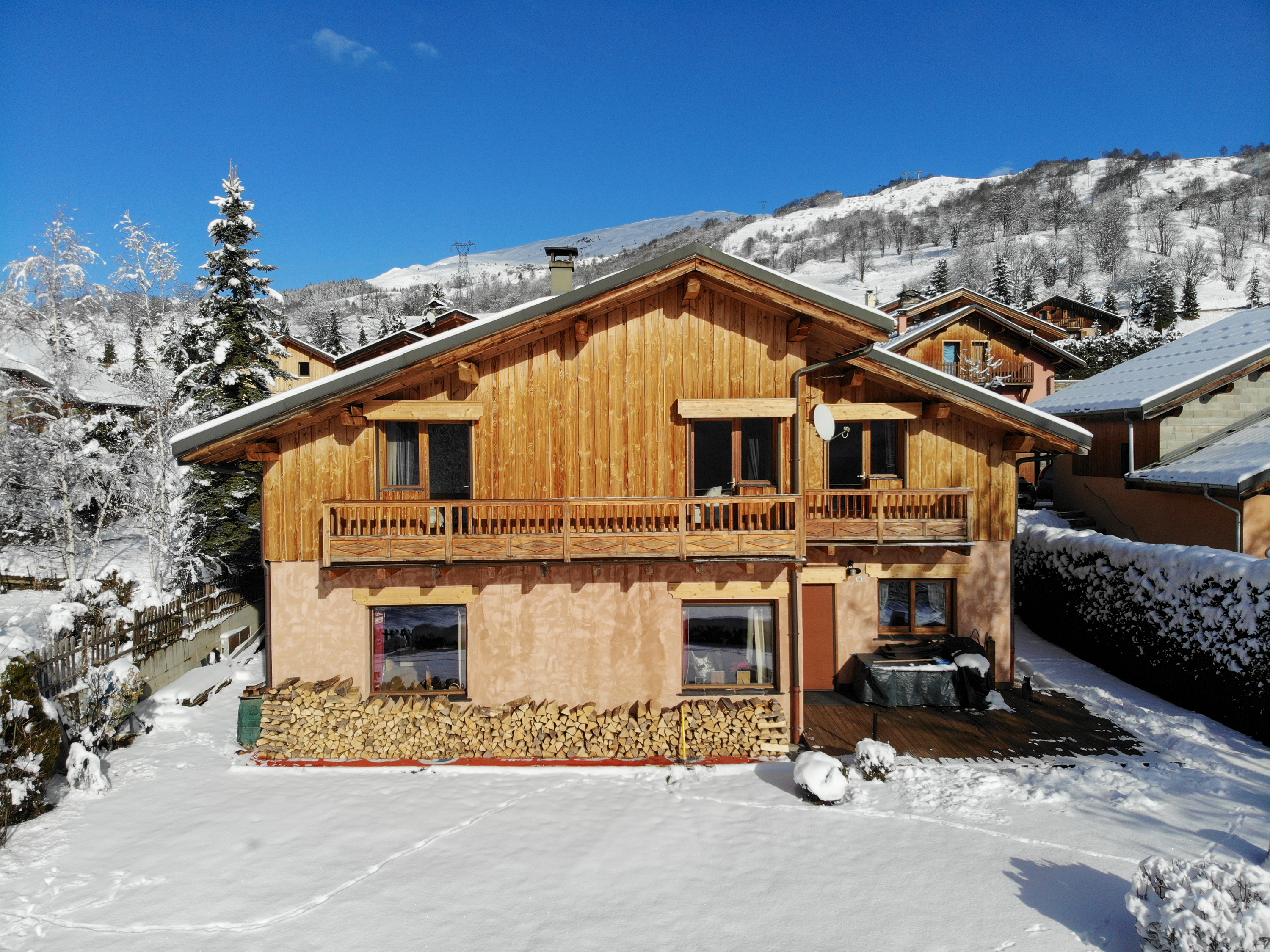 French property for sale in Saint-Martin-de-Belleville, Savoie - €1,795,000 - photo 