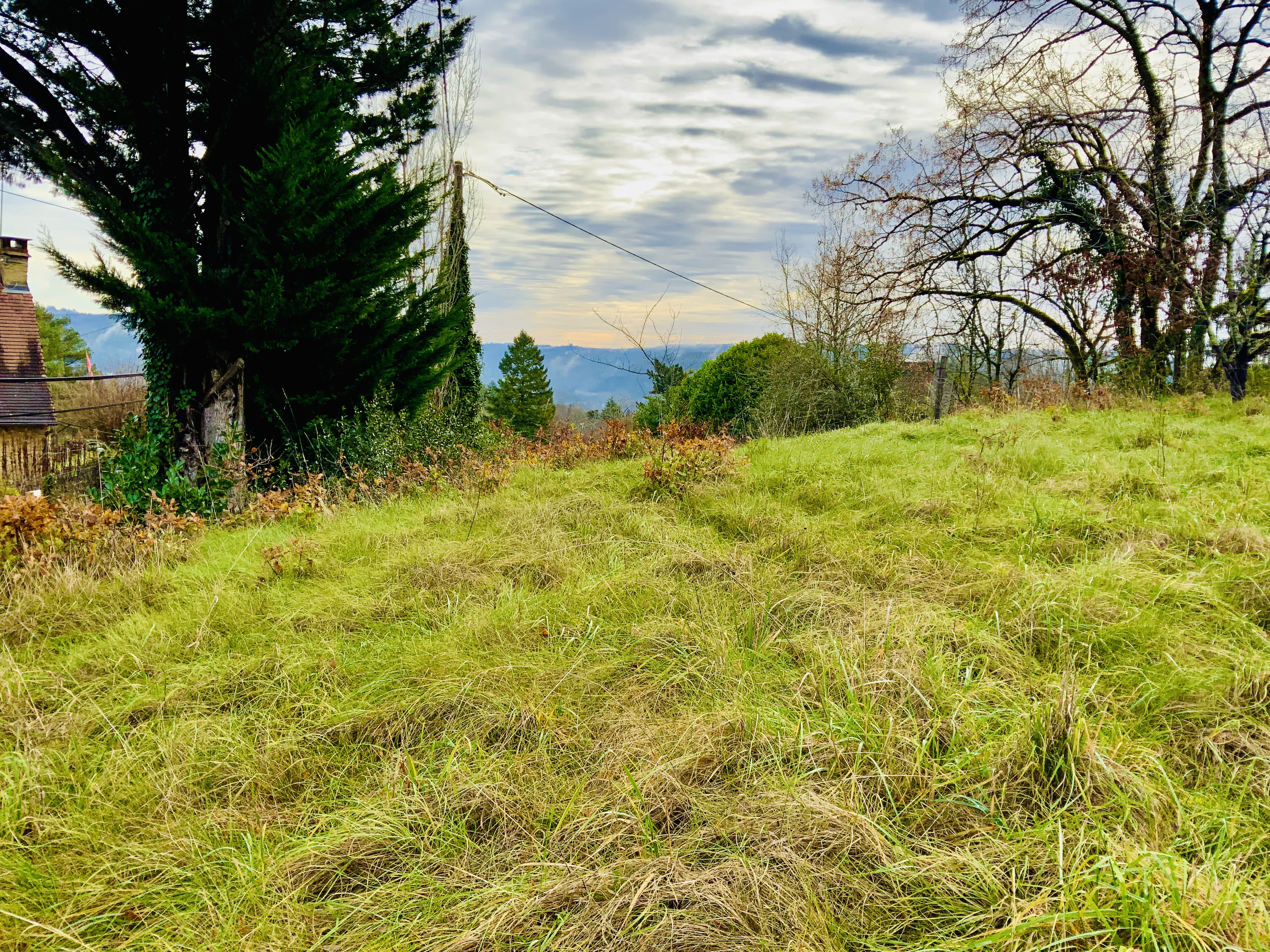Montignac Heights – Rare Plot with Approved Single-Storey Home & Build Cost Estimates Available à Montignac-Lascaux