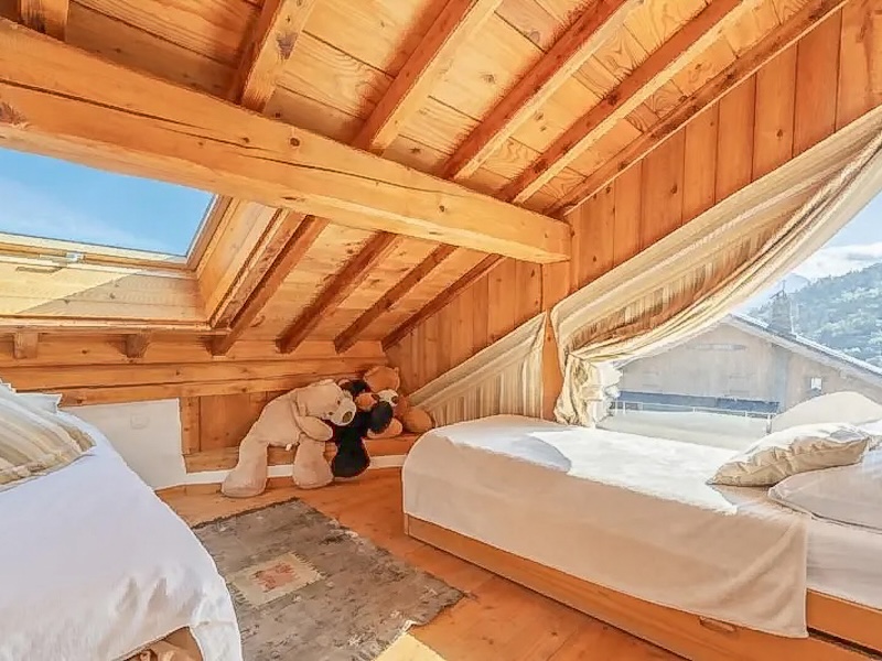 Propriété en France à vendre à Les Allues, Savoie - €1 190 000 - photo 