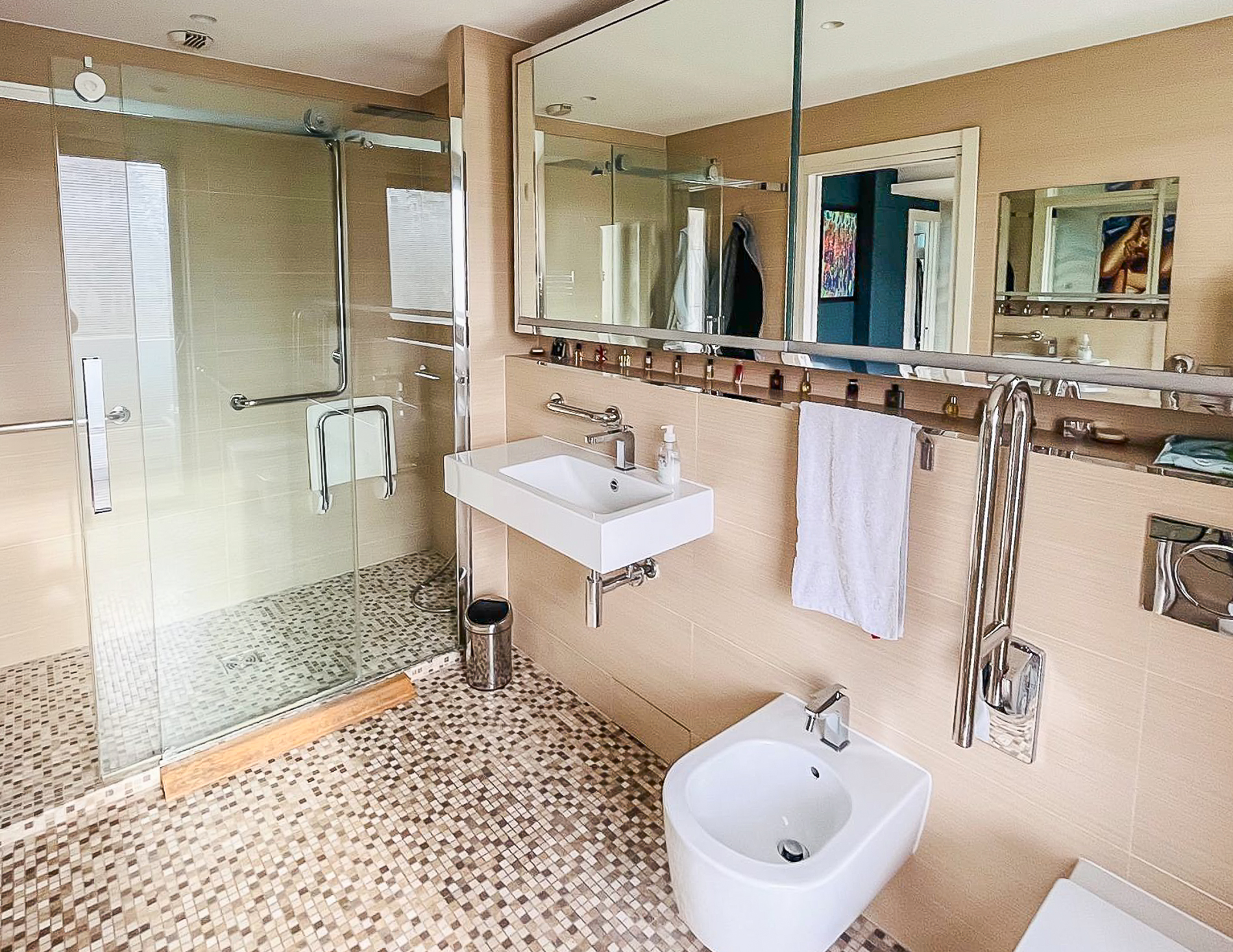 French property for sale in Levallois-Perret, Hauts-de-Seine - €5,940,000 - photo 