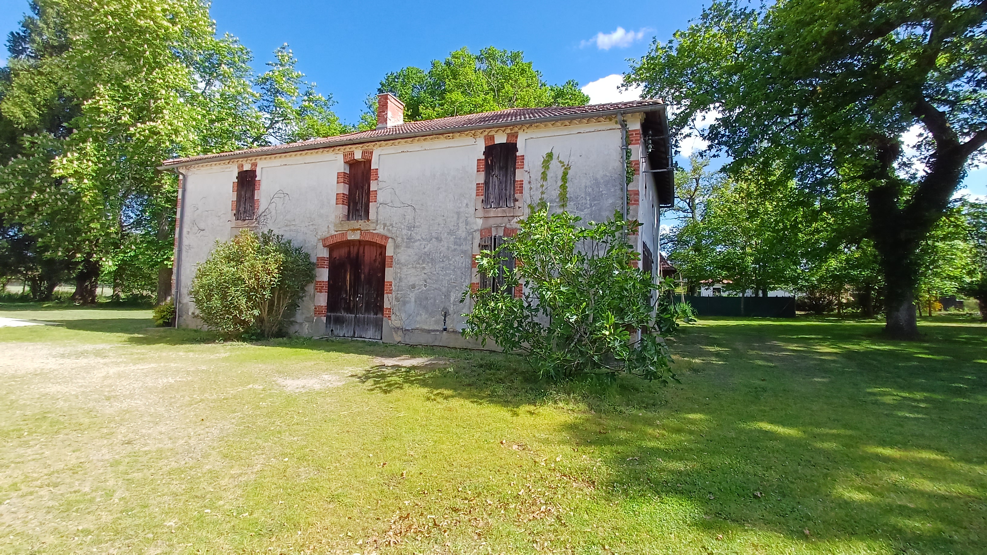 French property for sale in Mont-de-Marsan, Landes - €550,000 - photo 