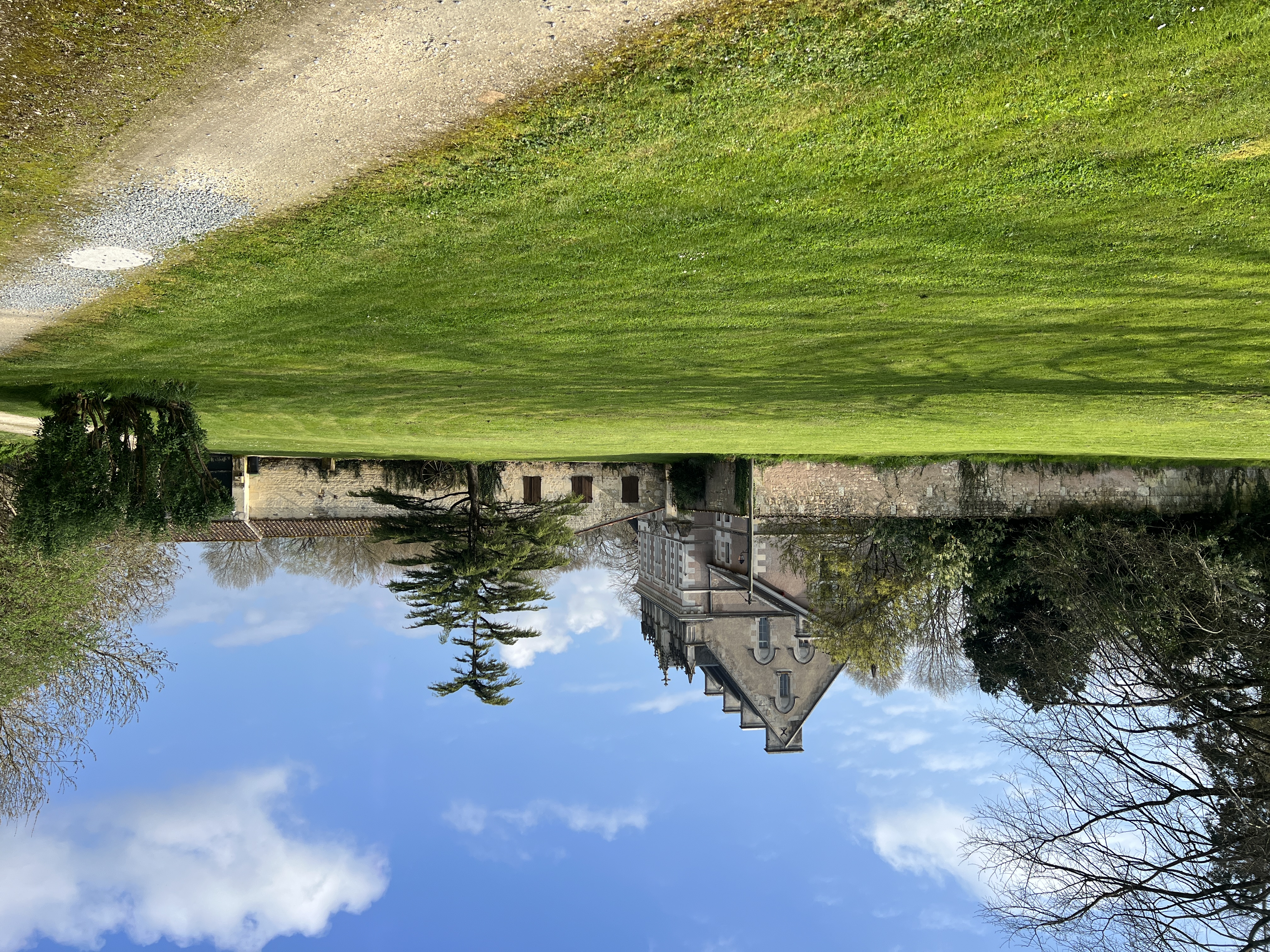 Propriété en France à vendre à Écurat, Charente-Maritime - €950 000 - photo 