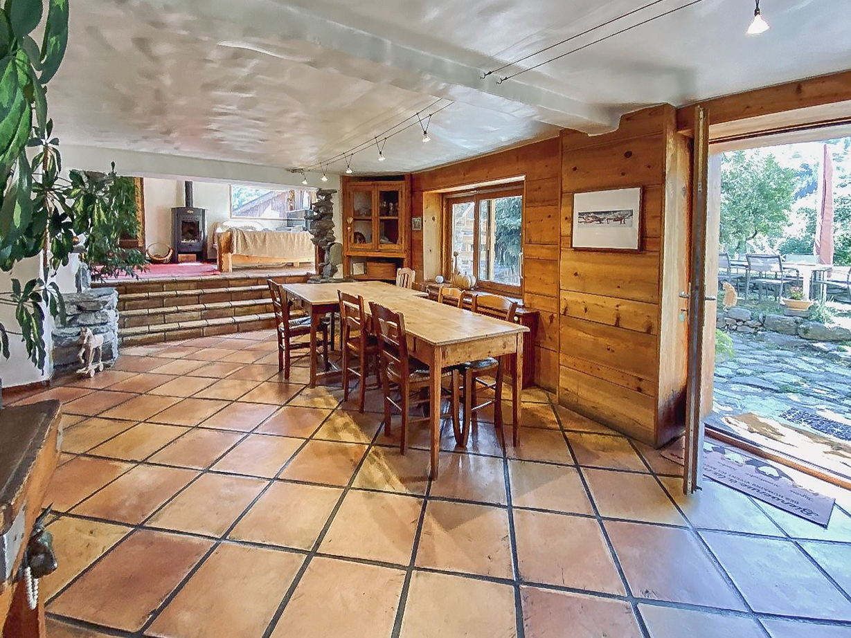 Propriété en France à vendre à Les Allues, Savoie - &#8364;1 350 000 - photo 