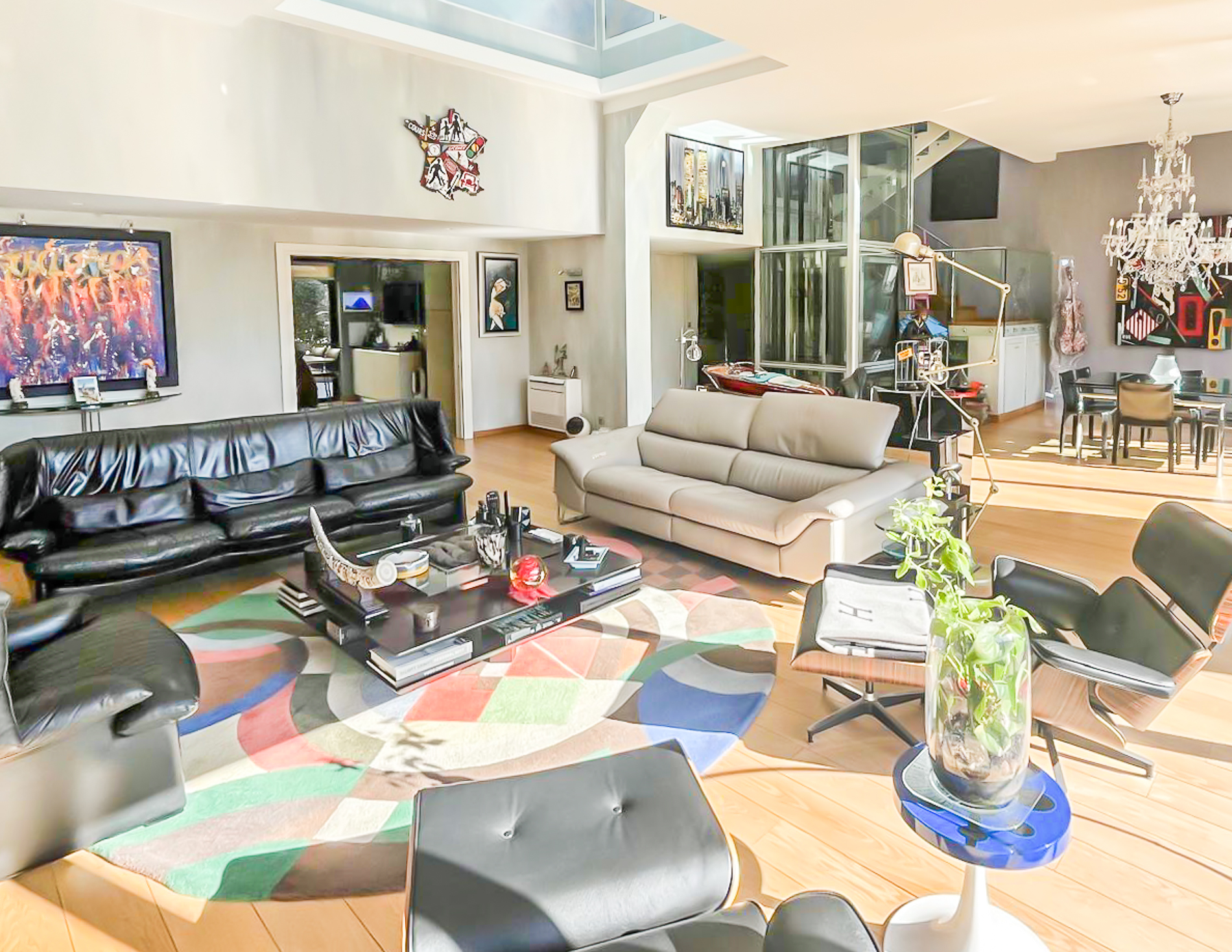 French property for sale in Levallois-Perret, Hauts-de-Seine - €5,940,000 - photo 