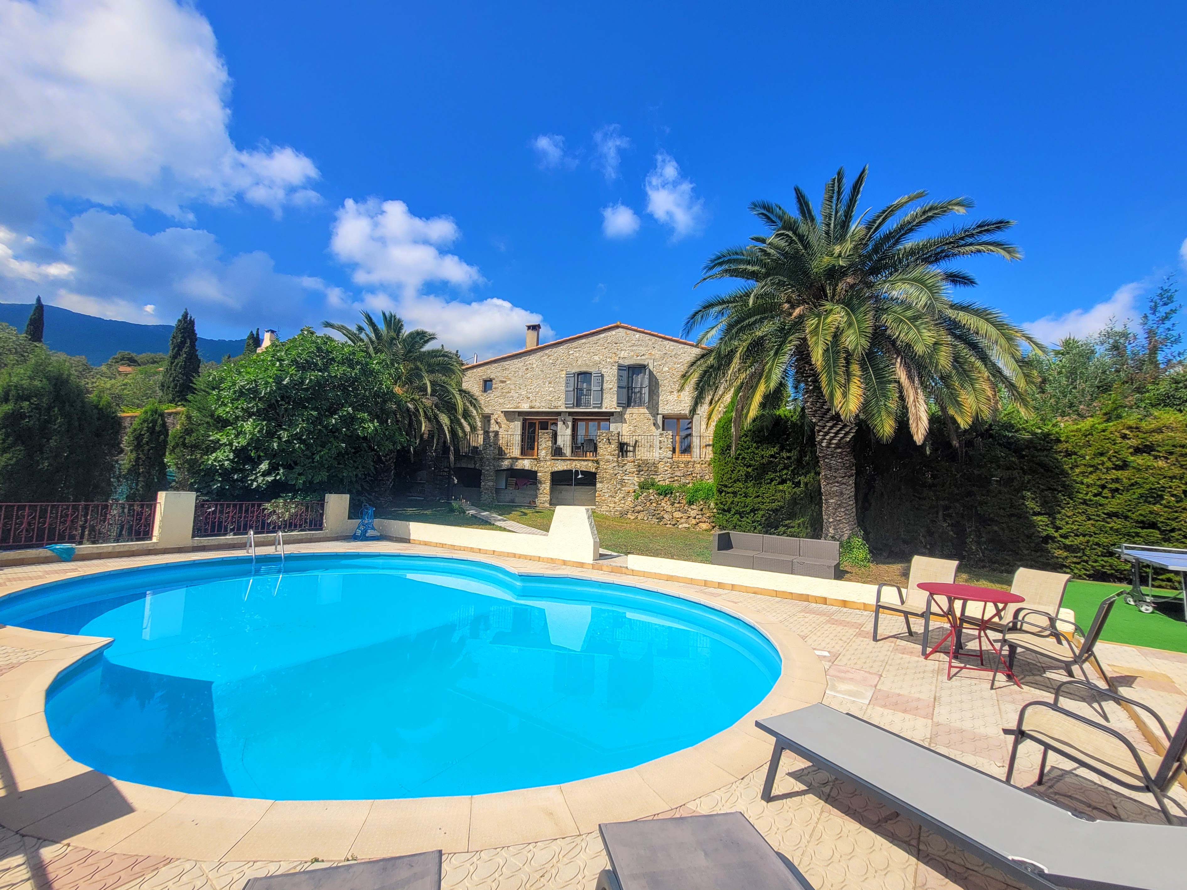 Propriété en France à vendre à Villelongue-dels-Monts, Pyrénées-Orientales - &#8364;1 890 000 - photo 