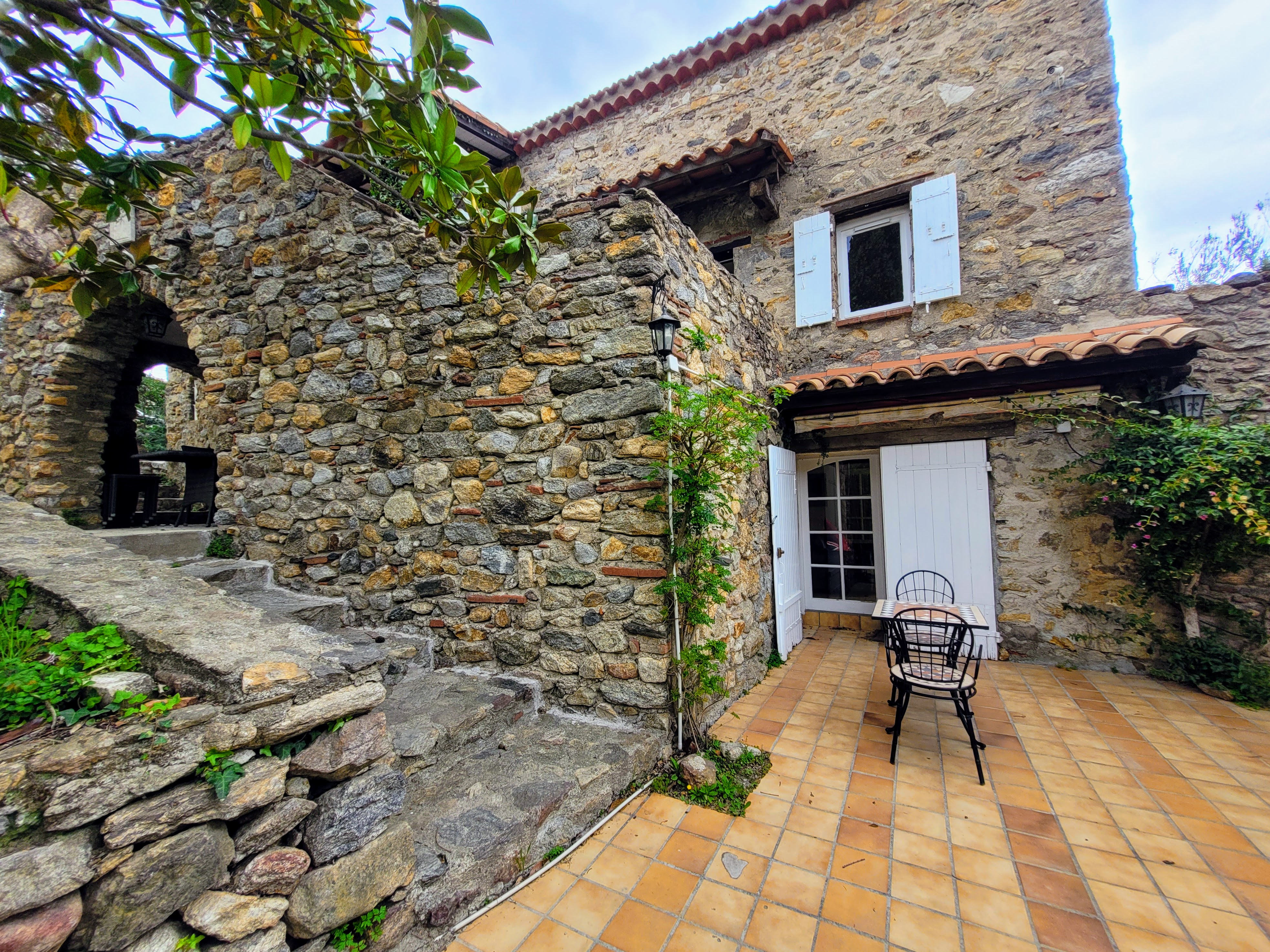 Propriété en France à vendre à Villelongue-dels-Monts, Pyrénées-Orientales - &#8364;1 890 000 - photo 