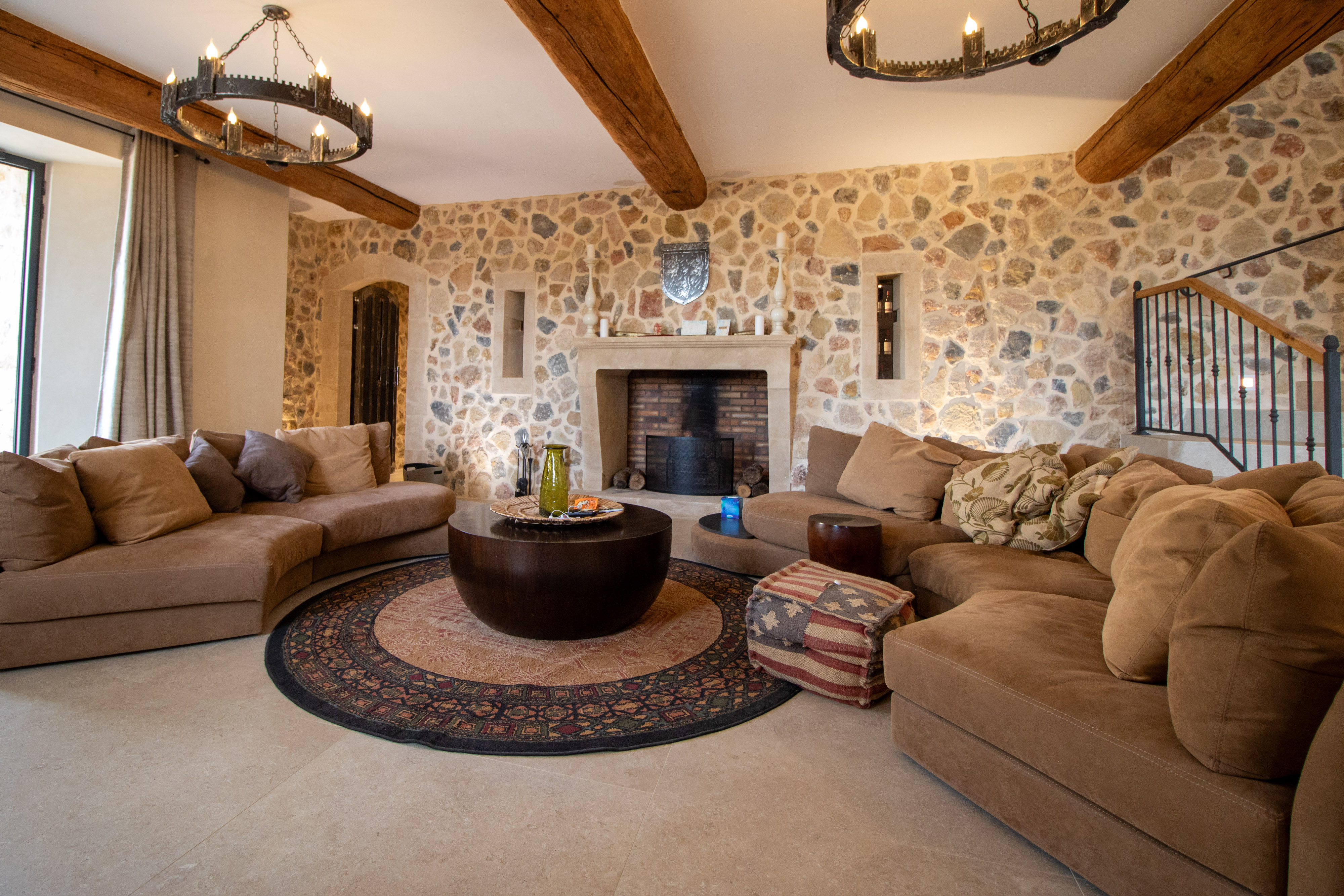 French property for sale in Tourrettes, Var - €2,150,000 - photo 