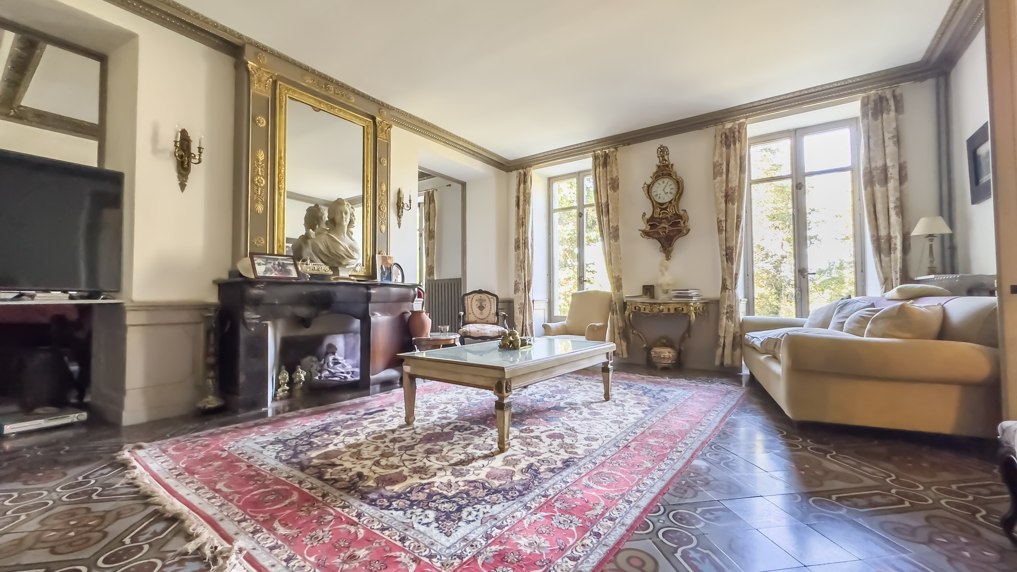 Propriété en France à vendre à Montréal, Aude - &#8364;4 000 000 - photo 