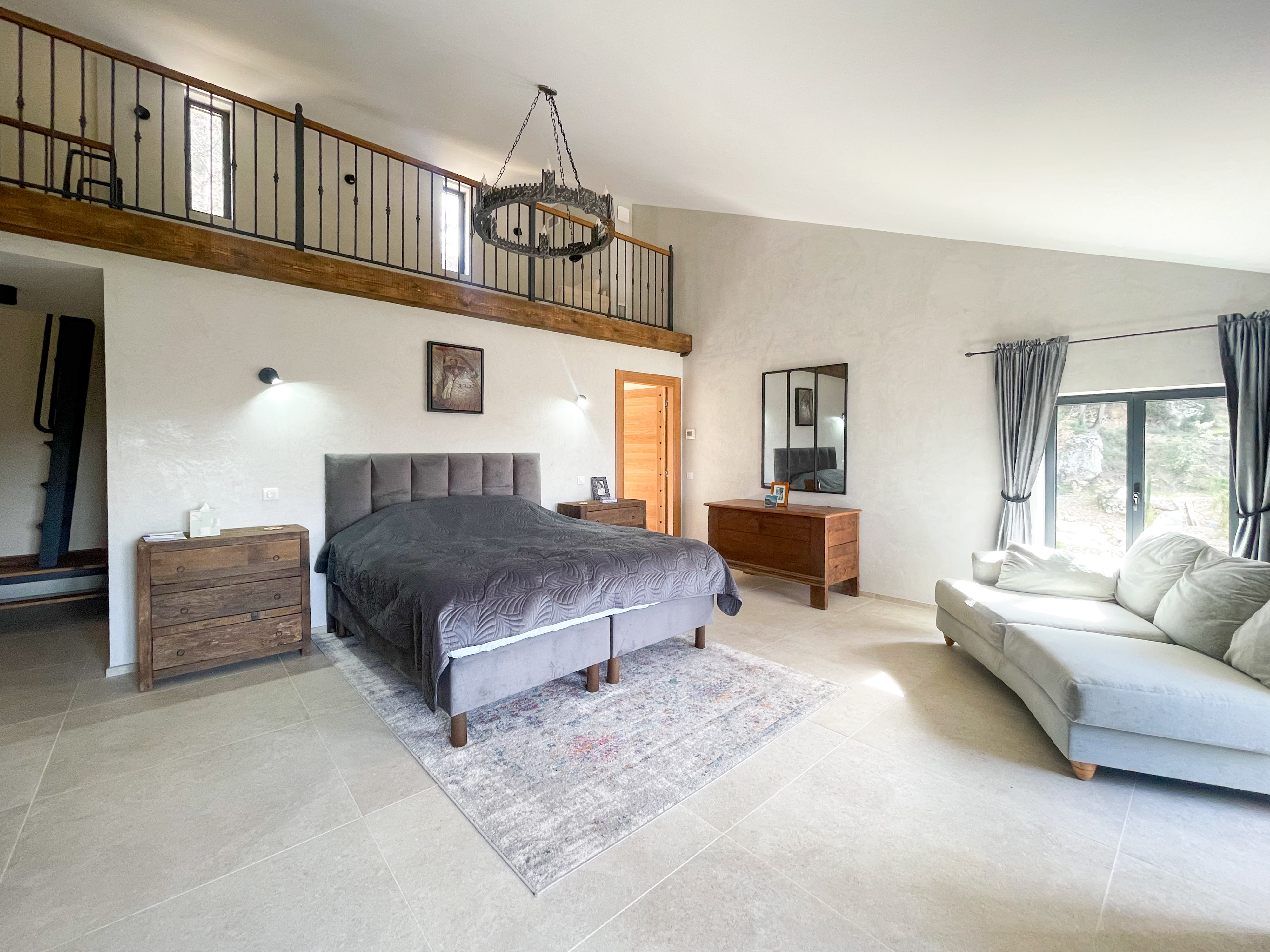 French property for sale in Tourrettes, Var - €2,150,000 - photo 