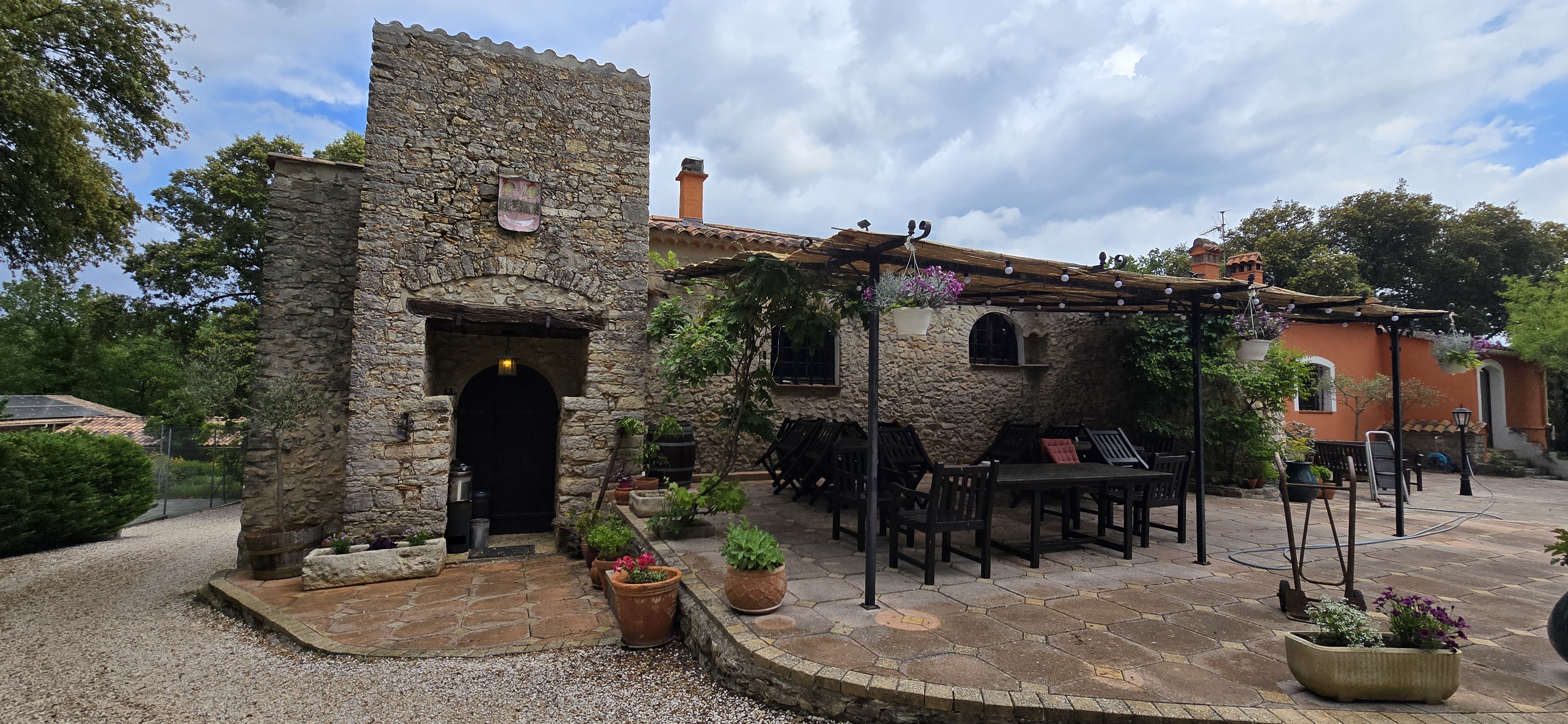 French property for sale in Besse-sur-Issole, Var - €1,850,000 - photo 